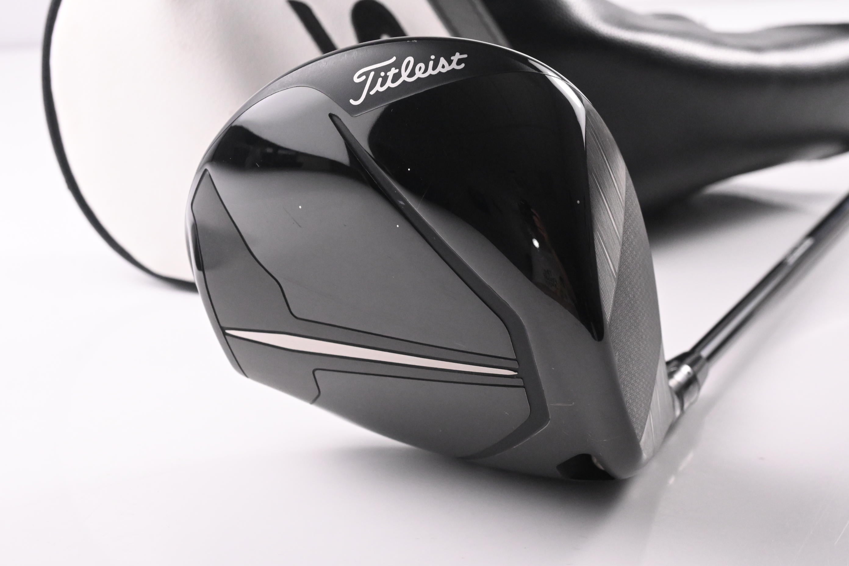 Titleist TSR2 Driver / 9 Degree / Regular Flex Tensei AV Blue 55 Shaft
