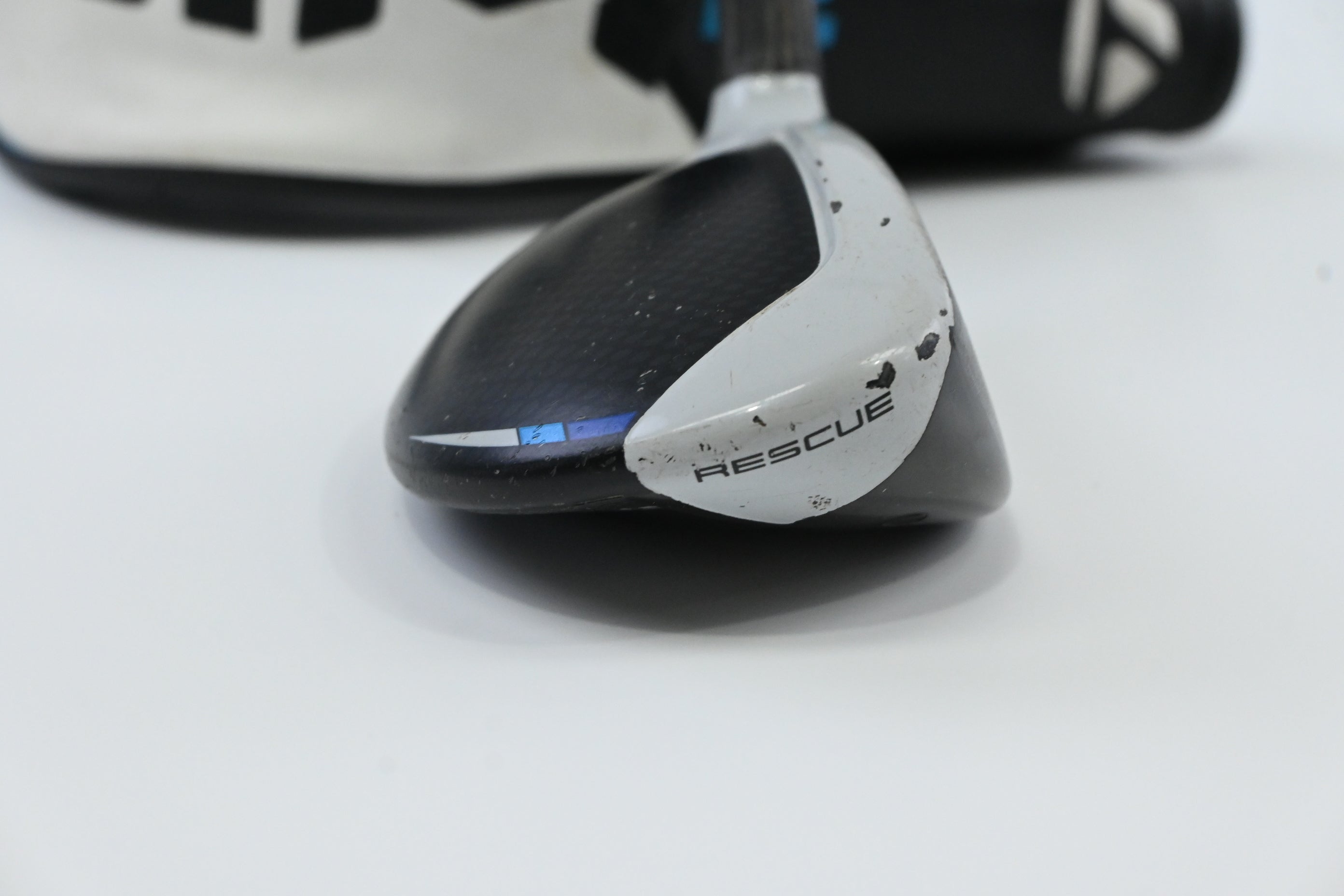 Taylormade SIM2 Max #3 Hybrid / 19 Degree / Regular Flex Fujikura Ventus Blue 6