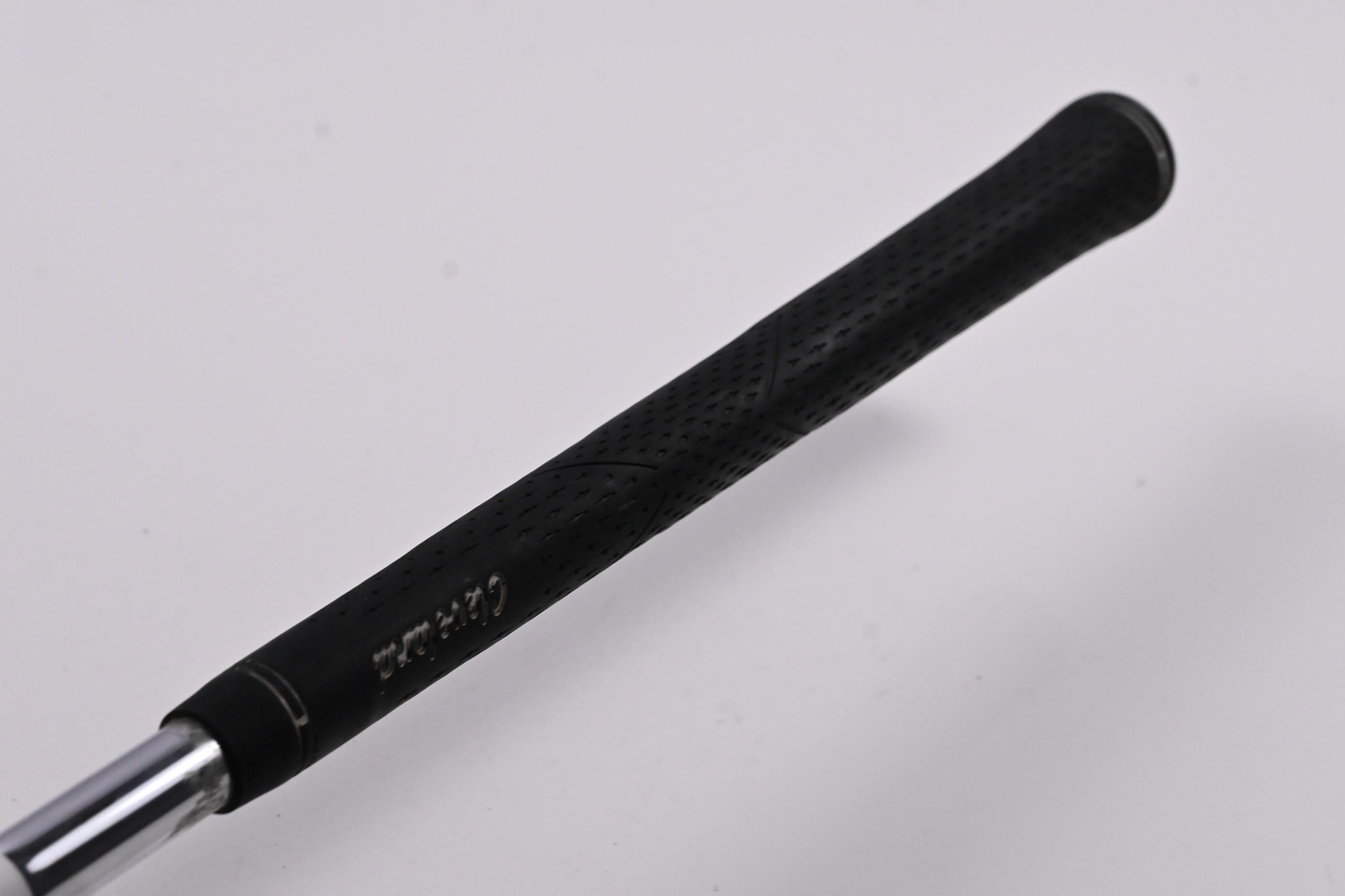 Cleveland 588 DSG Gap Wedge / 52 Degree / Wedge Flex Dynamic Gold Shaft