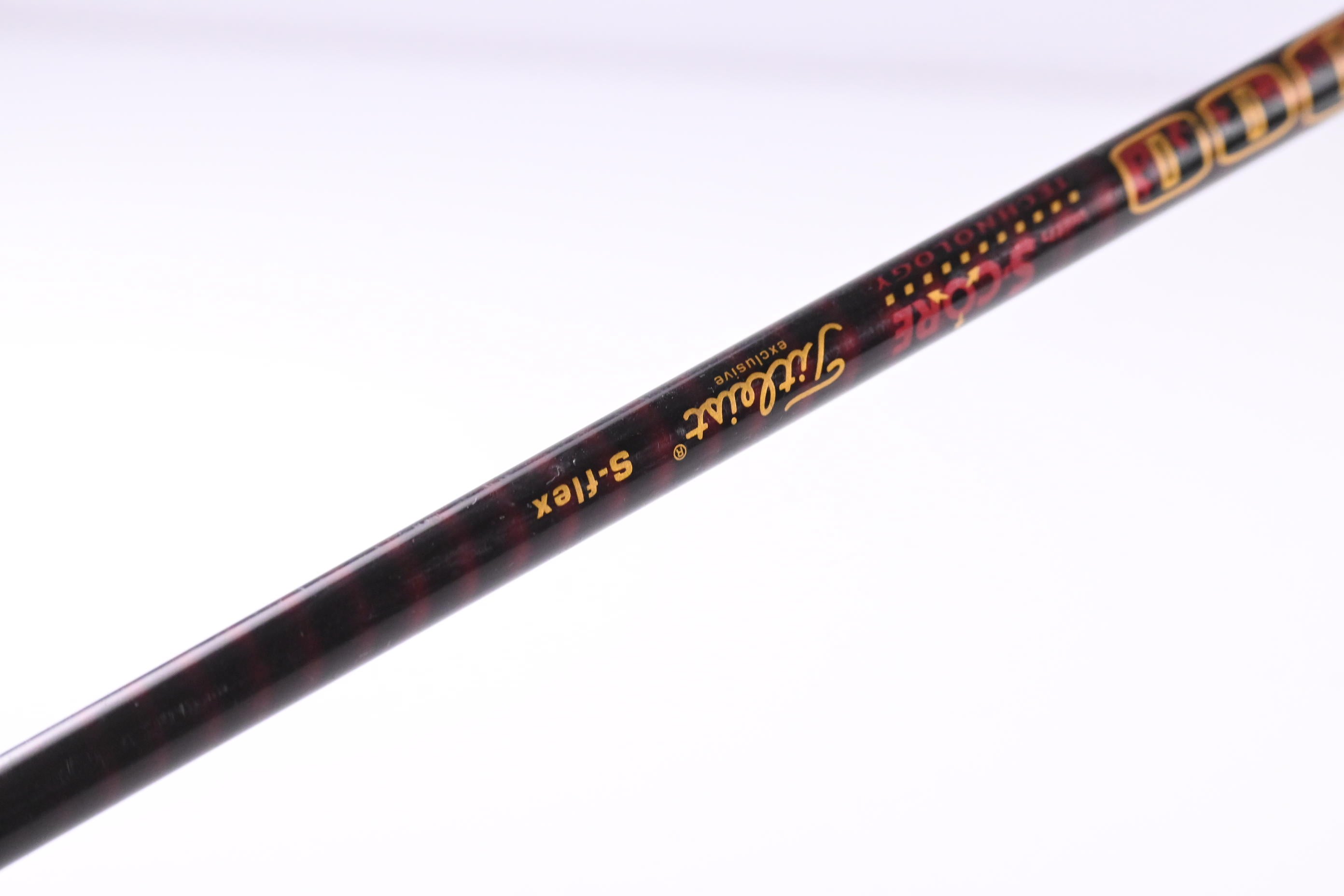 Titleist 909 D2 Driver / 9.5 Degree / Stiff Flex Aldila Voodoo Shaft