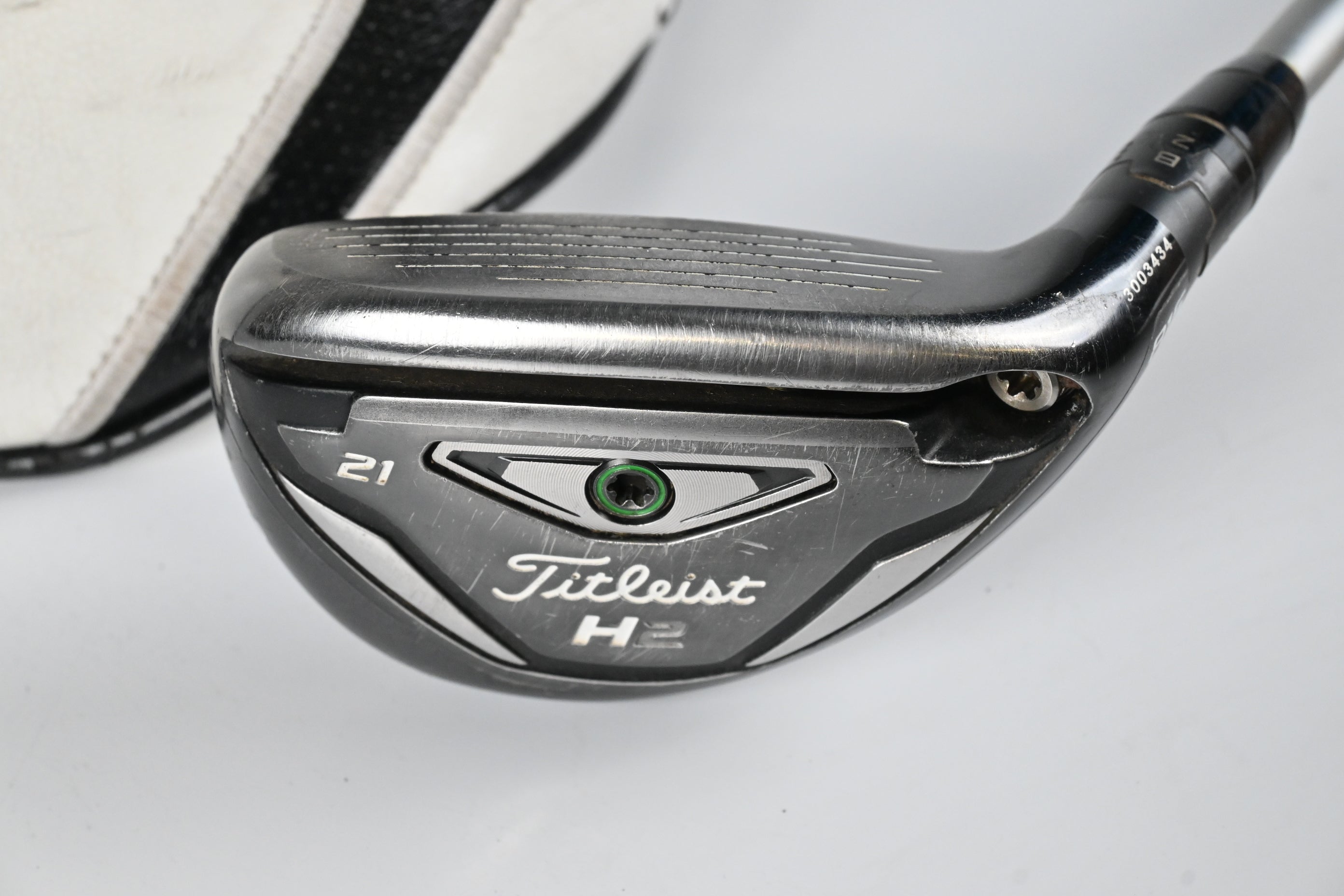 Titleist 816 H2 #3 Hybrid / 21 Degree / Regular Flex Diamana S+ 70 Shaft