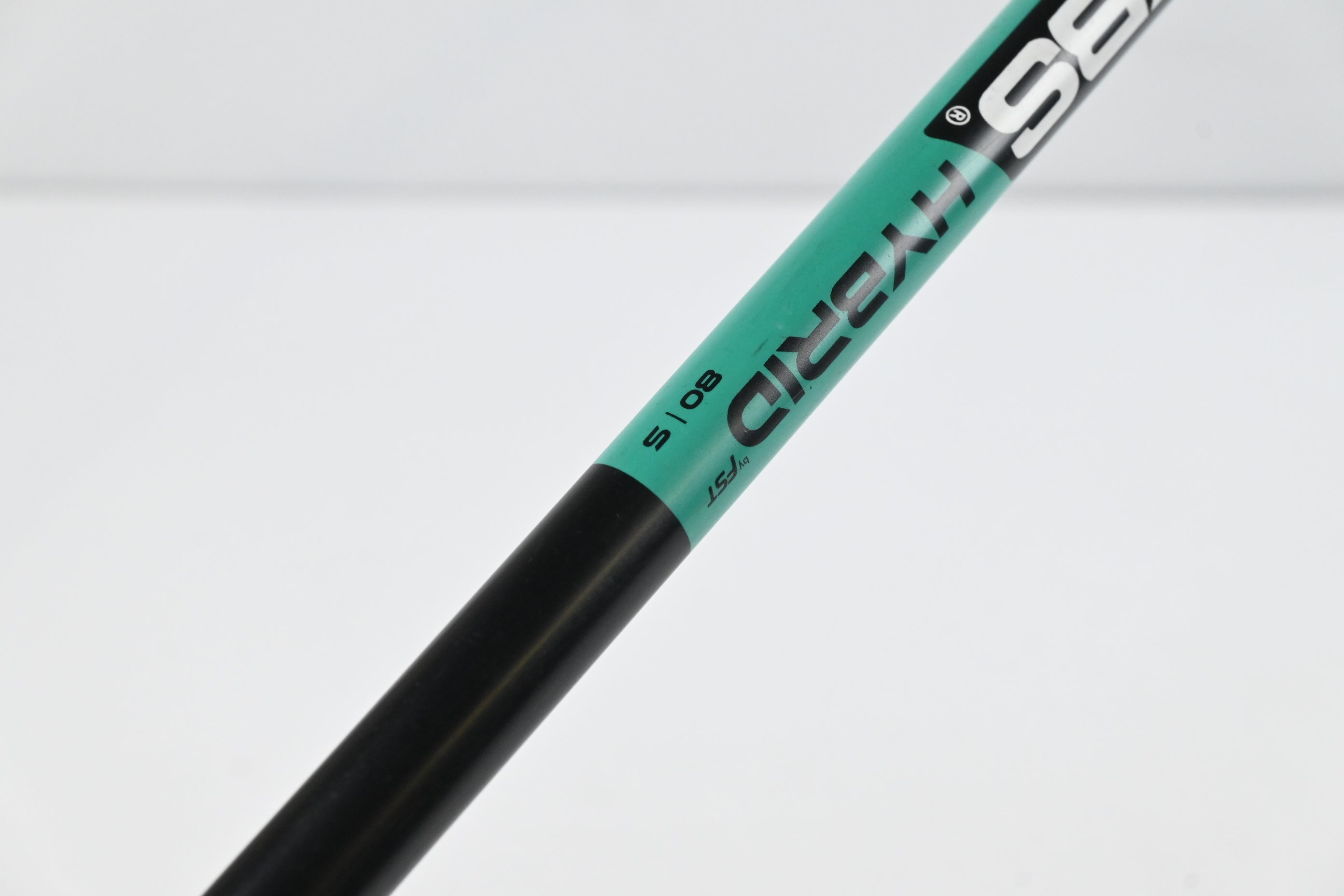 Taylormade GAPR Lo #2 Hybrid / 17 Degree / Stiff Flex KBS Hybrid 80 Shaft