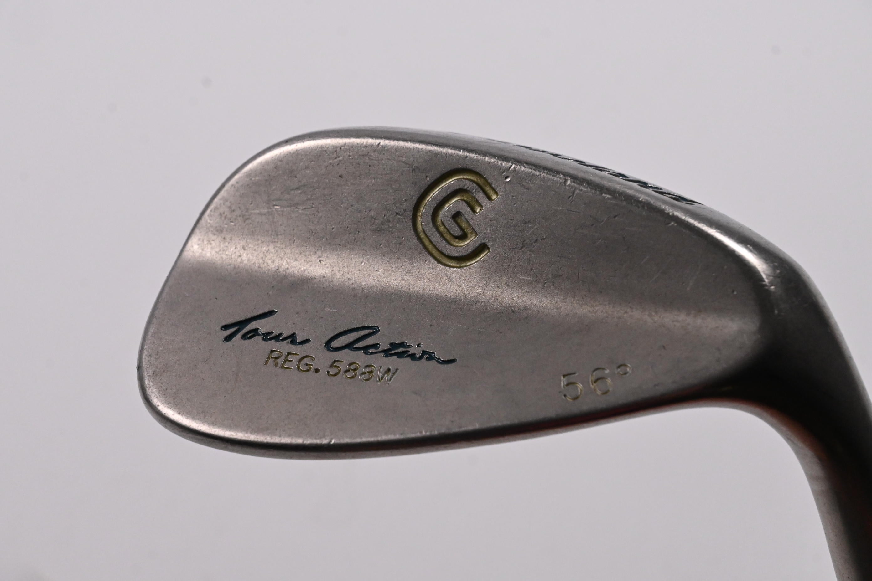 Ladies Cleveland 588 Tour Action Sand Wedge / 56 Degree / Ladies Flex Emerald