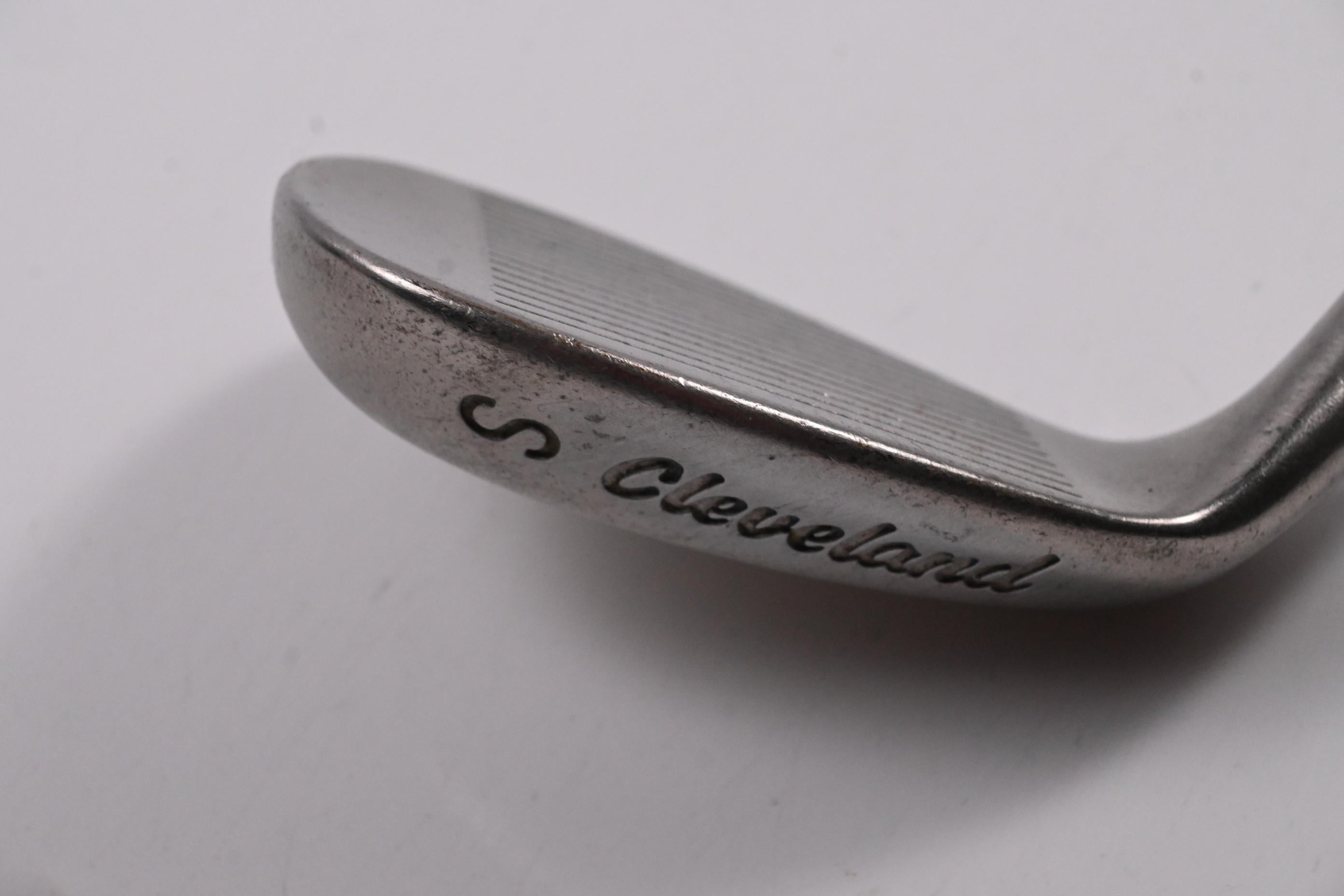 Ladies Cleveland 588 Tour Action Sand Wedge / 56 Degree / Ladies Flex Emerald