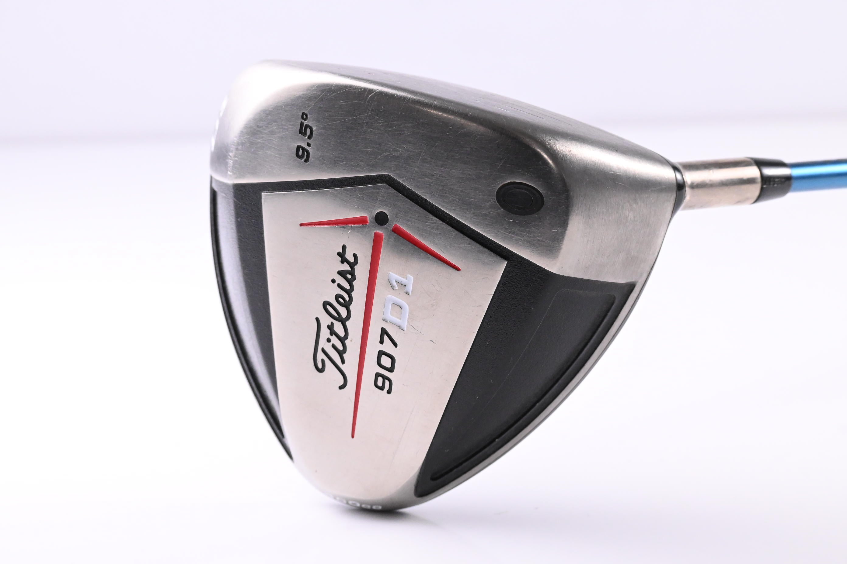 Titleist 907 D1 Driver / 9.5 Degree / Stiff Flex Aldila VS Proto 65 Shaft