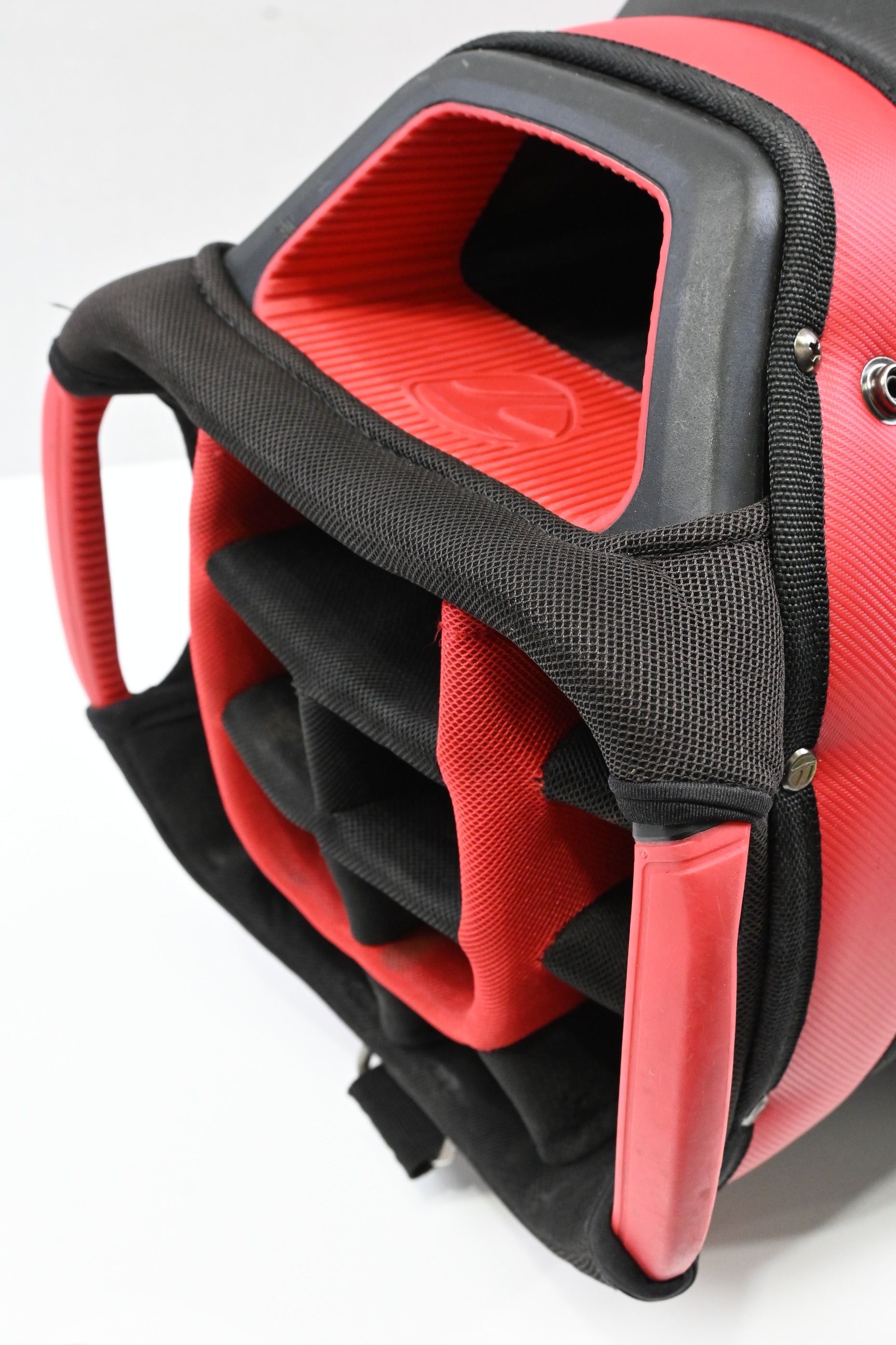 Taylormade Cart Bag / 14 Way Divider / Red, Black
