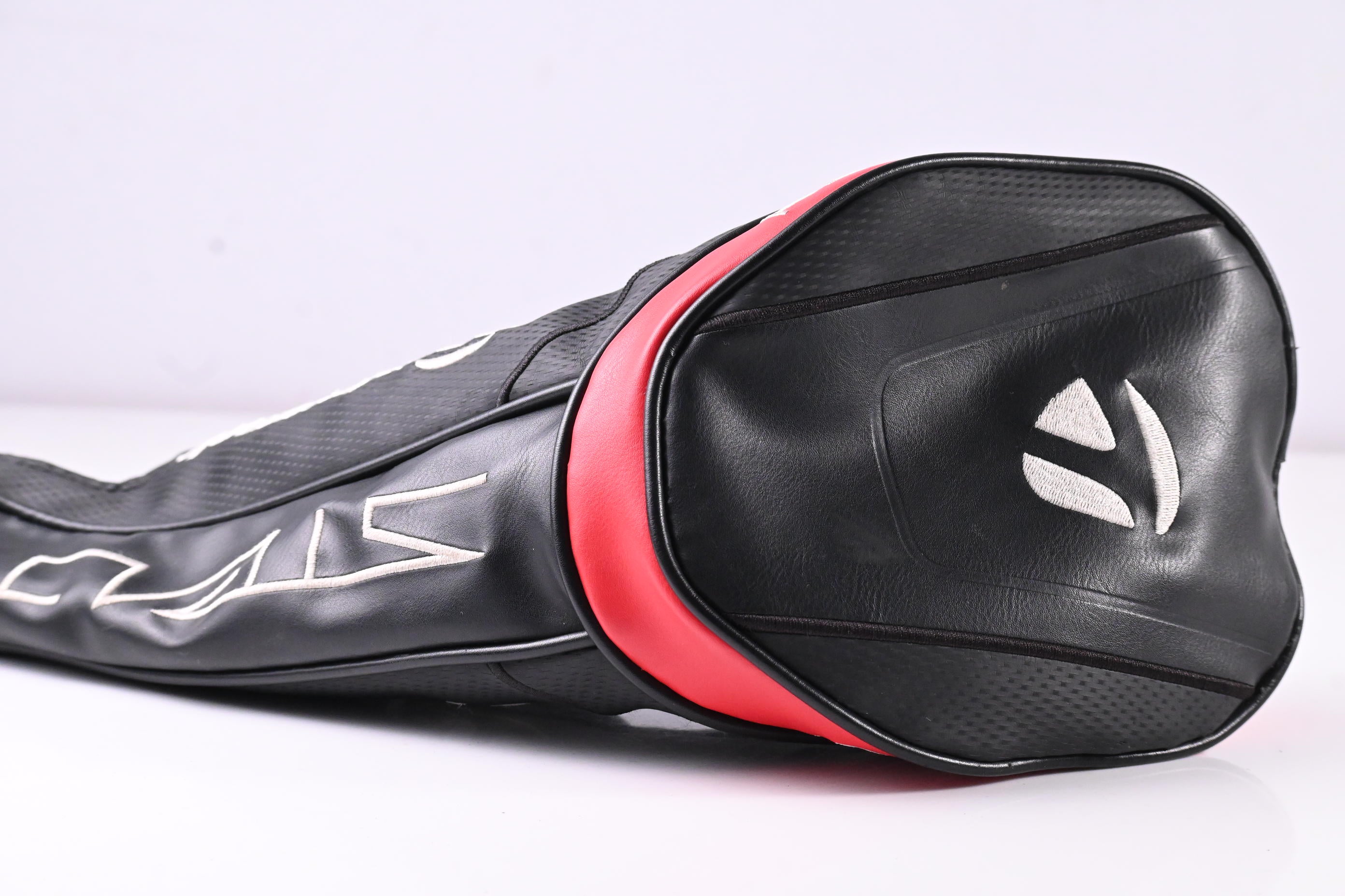 Taylormade Stealth Driver / 9 Degree / Stiff Flex Fujikura Ventus Red 5 Shaft
