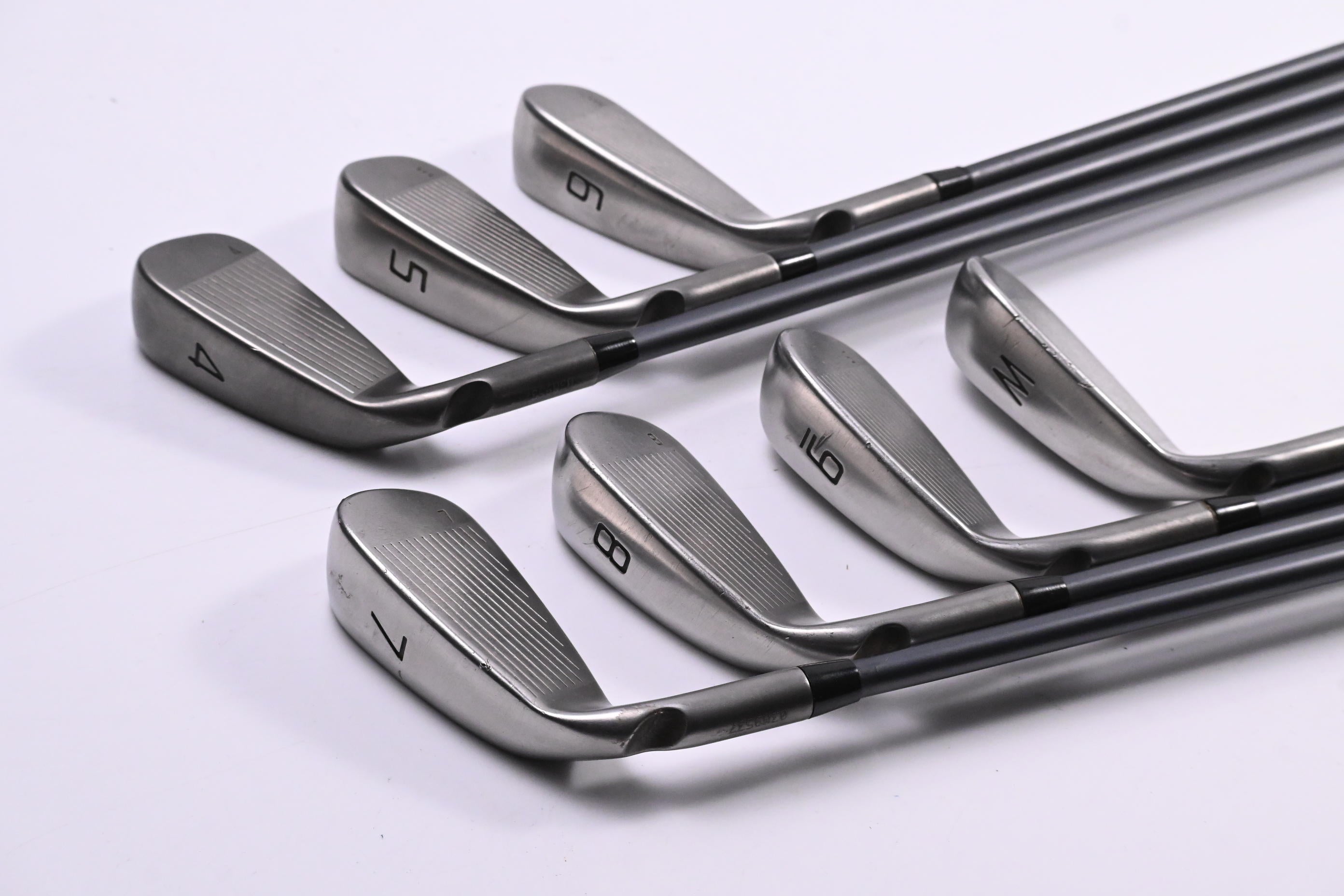 Ping GMax Irons / 4-PW / White Dot / Regular Flex Ping CFS 70 Shafts