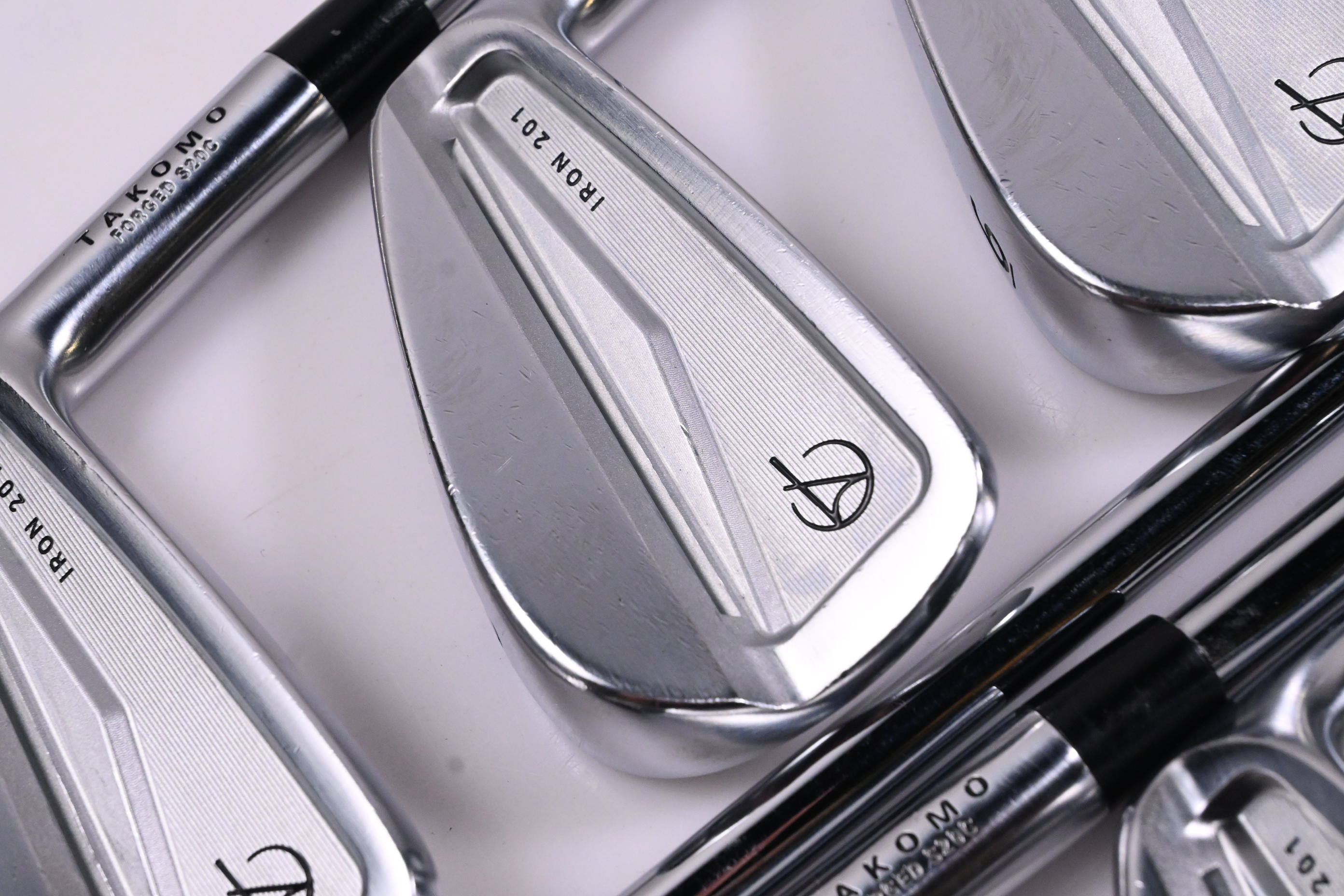 Takomo 201 Irons / 4-PW / X-Flex KBS Tour Lite Shafts