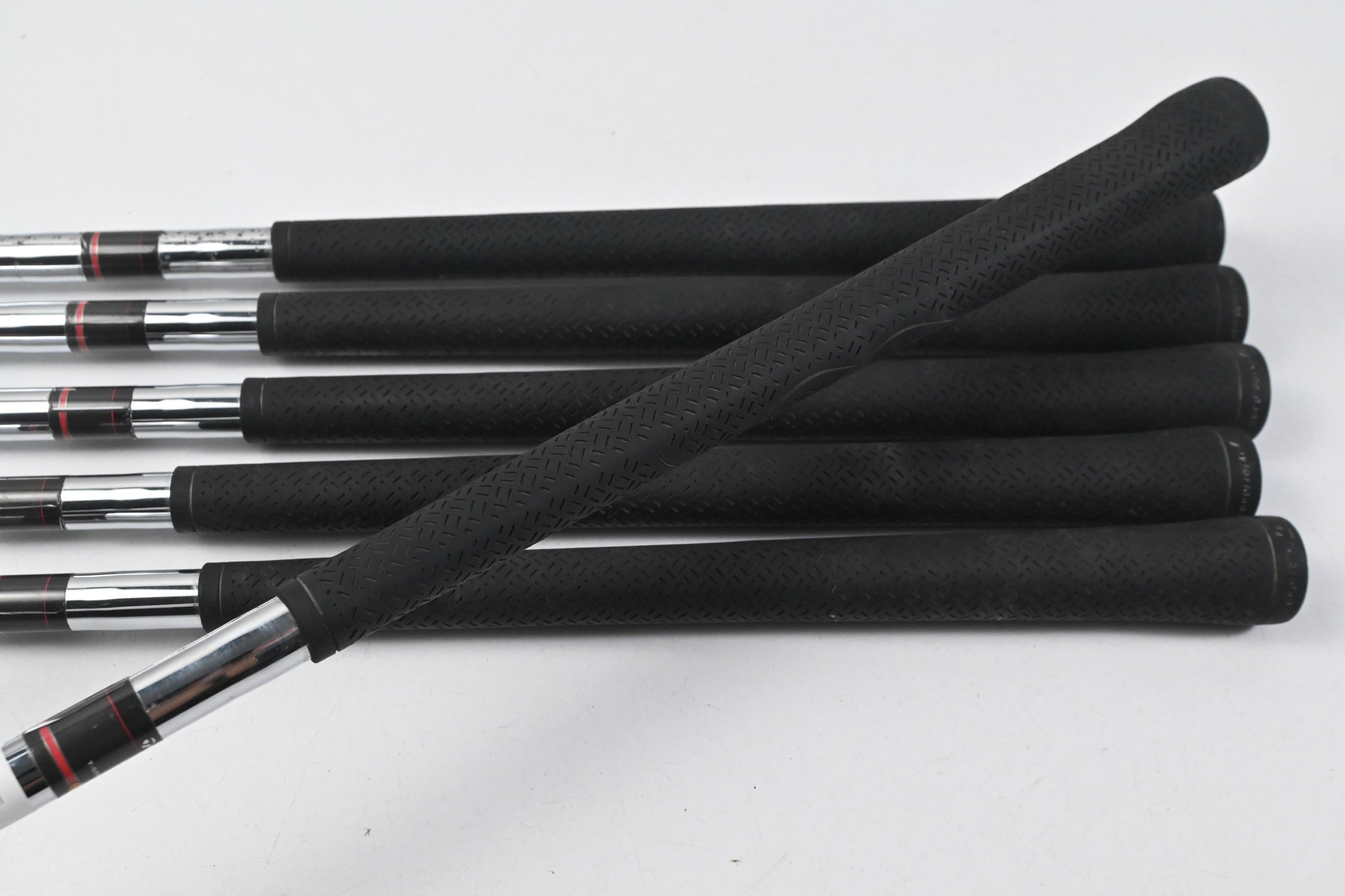 Taylormade R7 XD Irons / 5-PW / Regular Flex T-Step Ultralite Shafts