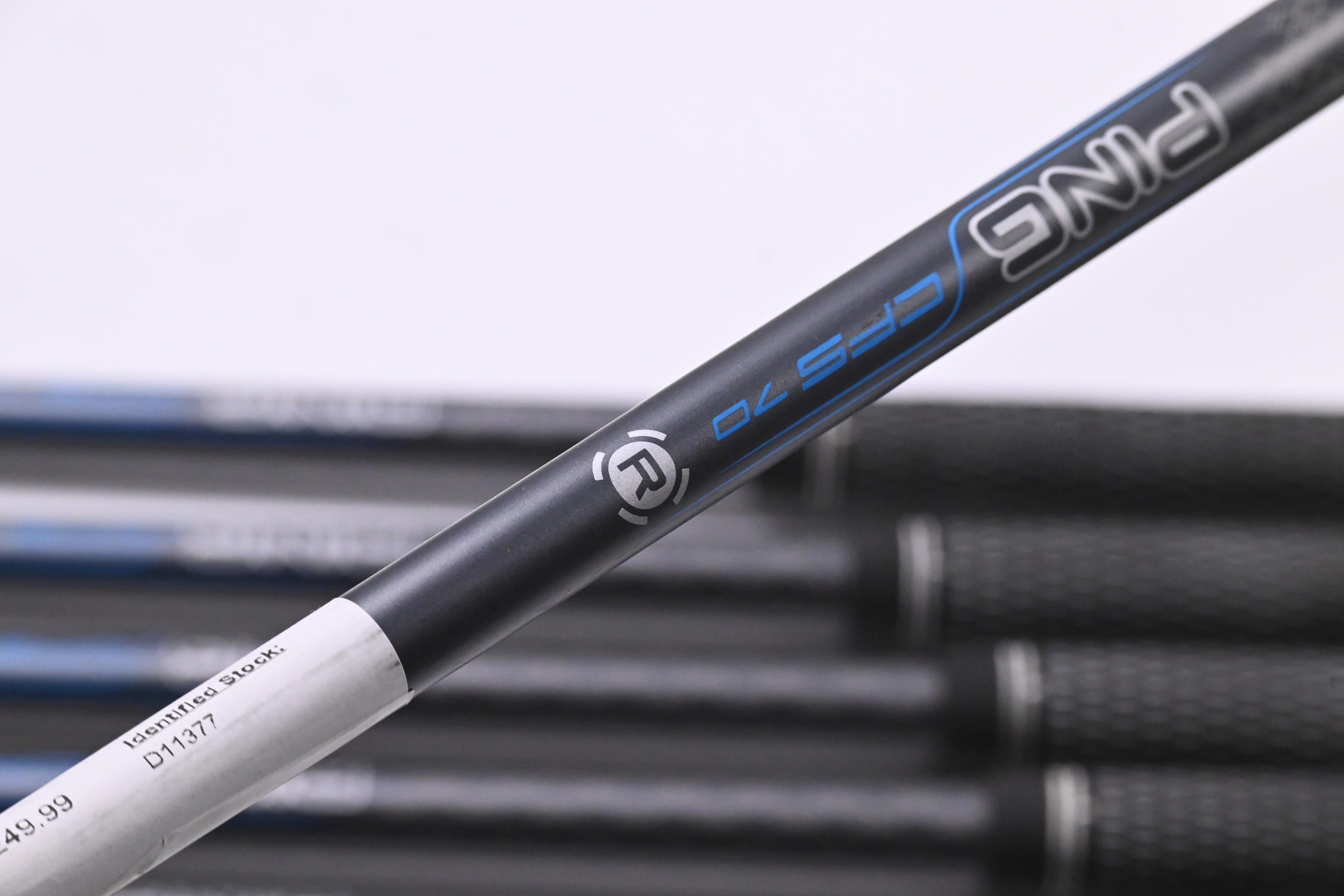 Ping GMax Irons / 4-PW / White Dot / Regular Flex Ping CFS 70 Shafts