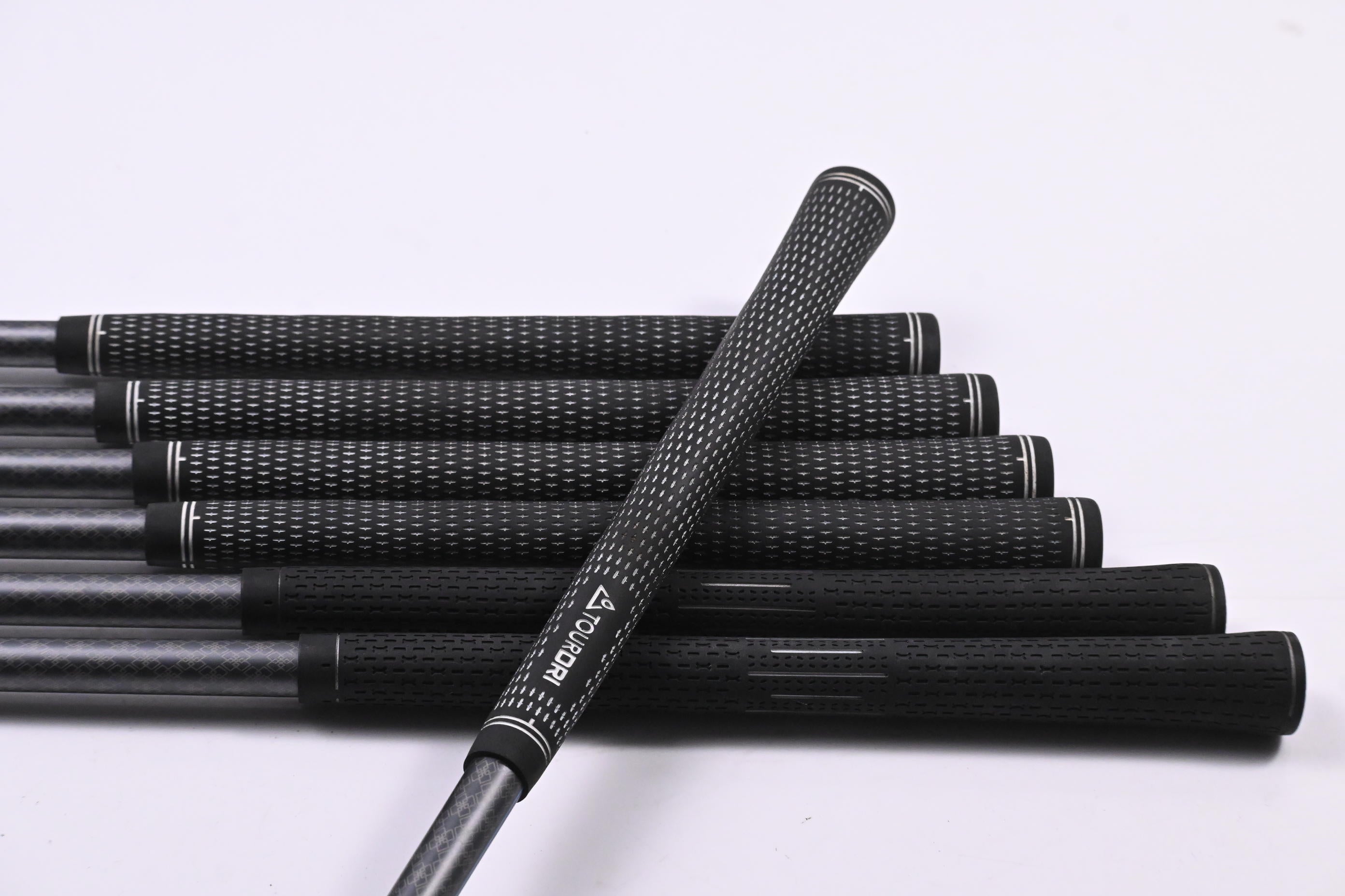 Ping GMax Irons / 4-PW / White Dot / Regular Flex Ping CFS 70 Shafts