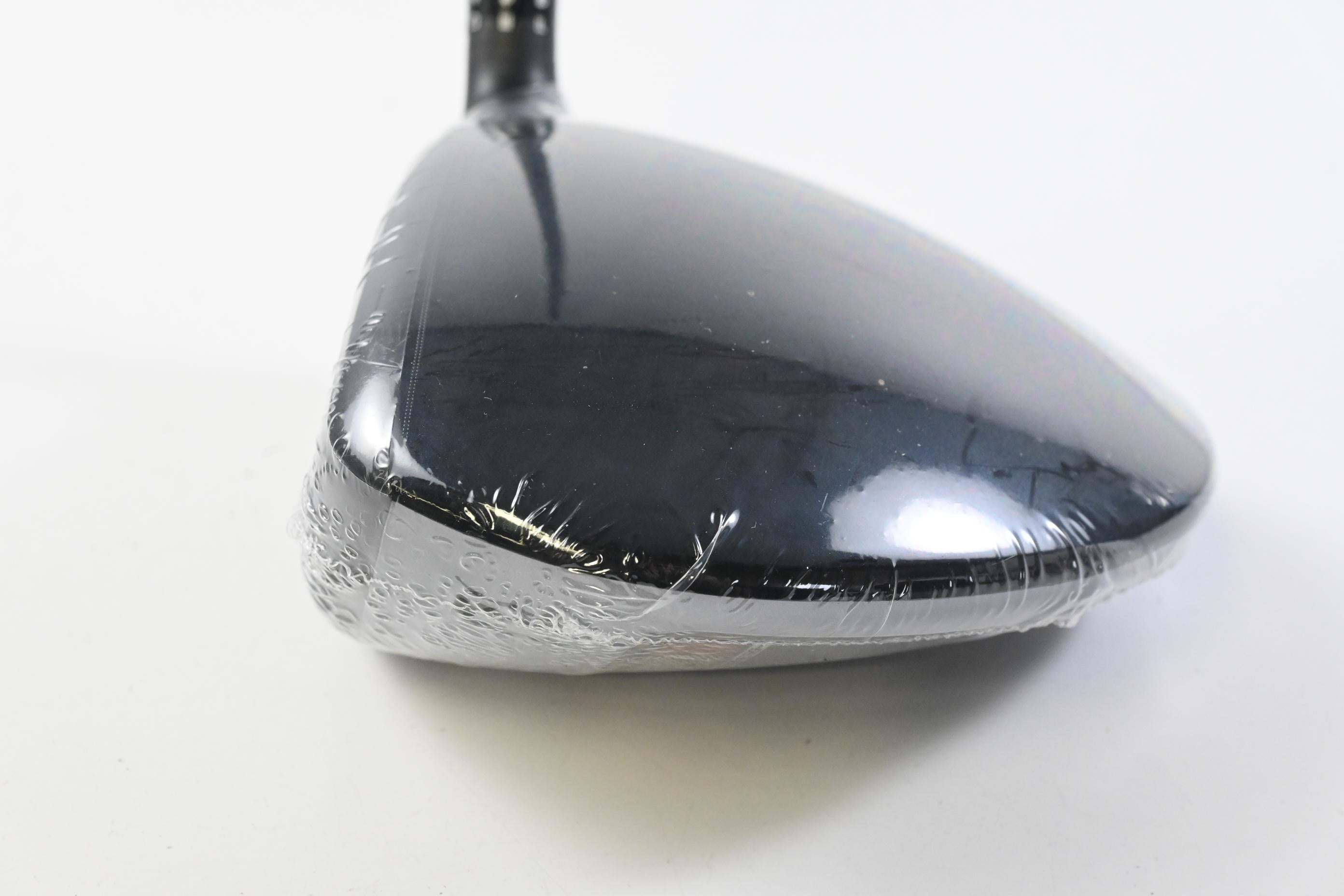 Left Hand Cobra OPTM MAX-D Driver / 10.5 Degree / Regular Flex Kai'li Dark Waves