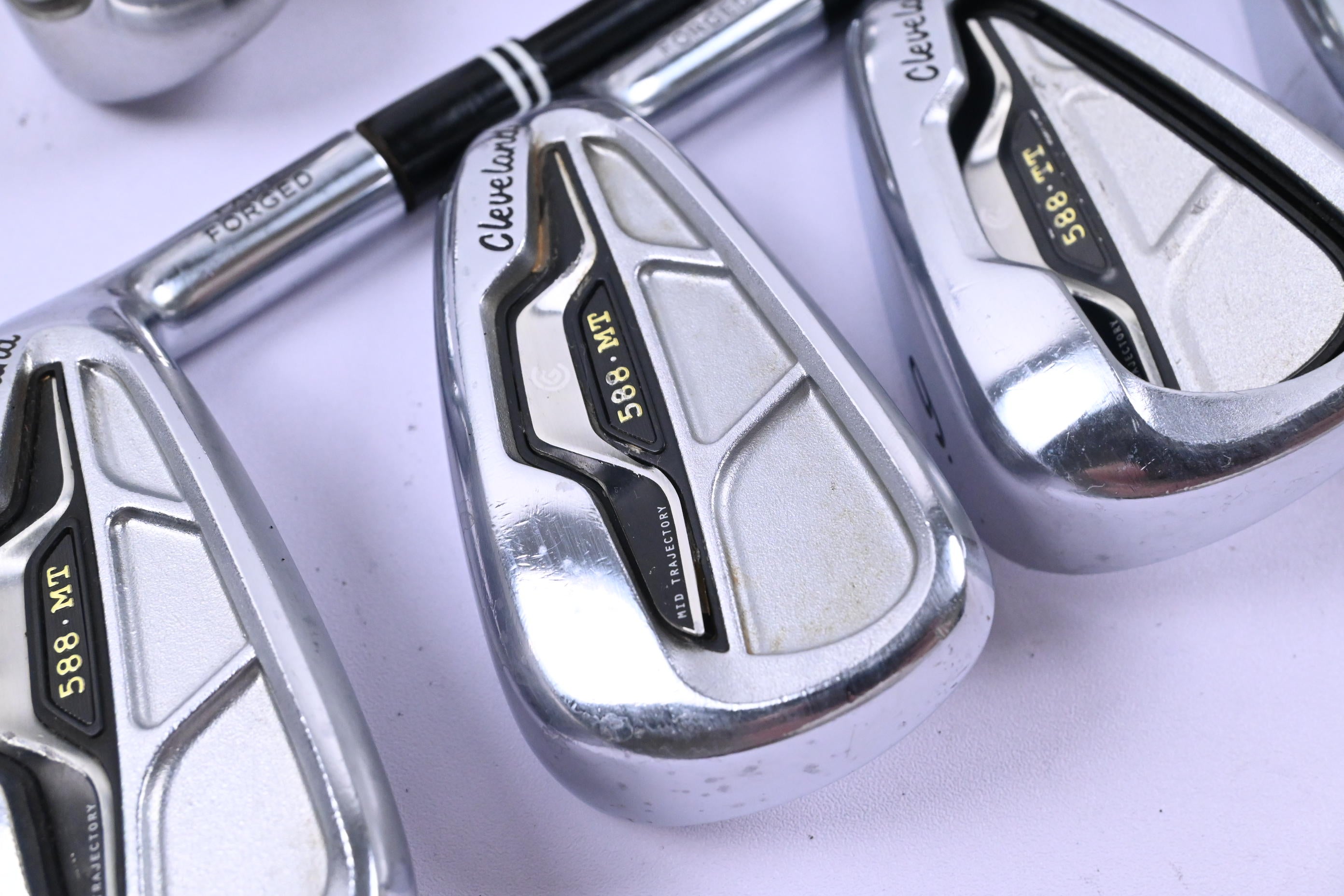 Cleveland 588 MT/588 TT/588 Altitude Combo Irons / 4-PW / Senior Flex Shafts