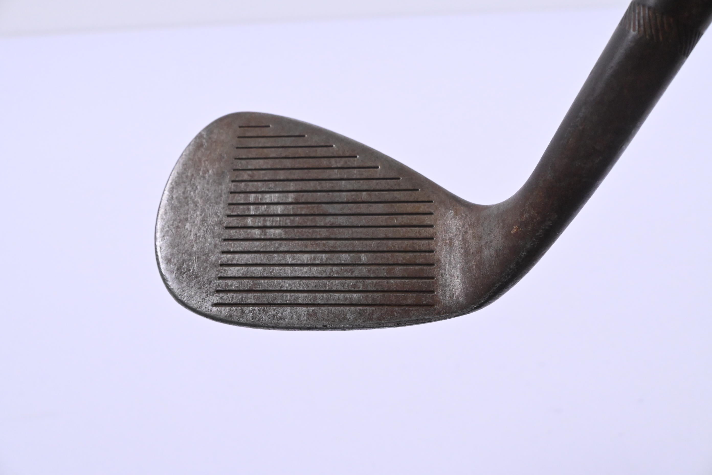 Titleist Vokey Oil Can Gap Wedge / 52 Degree / Wedge Flex Dynamic Gold Shaft