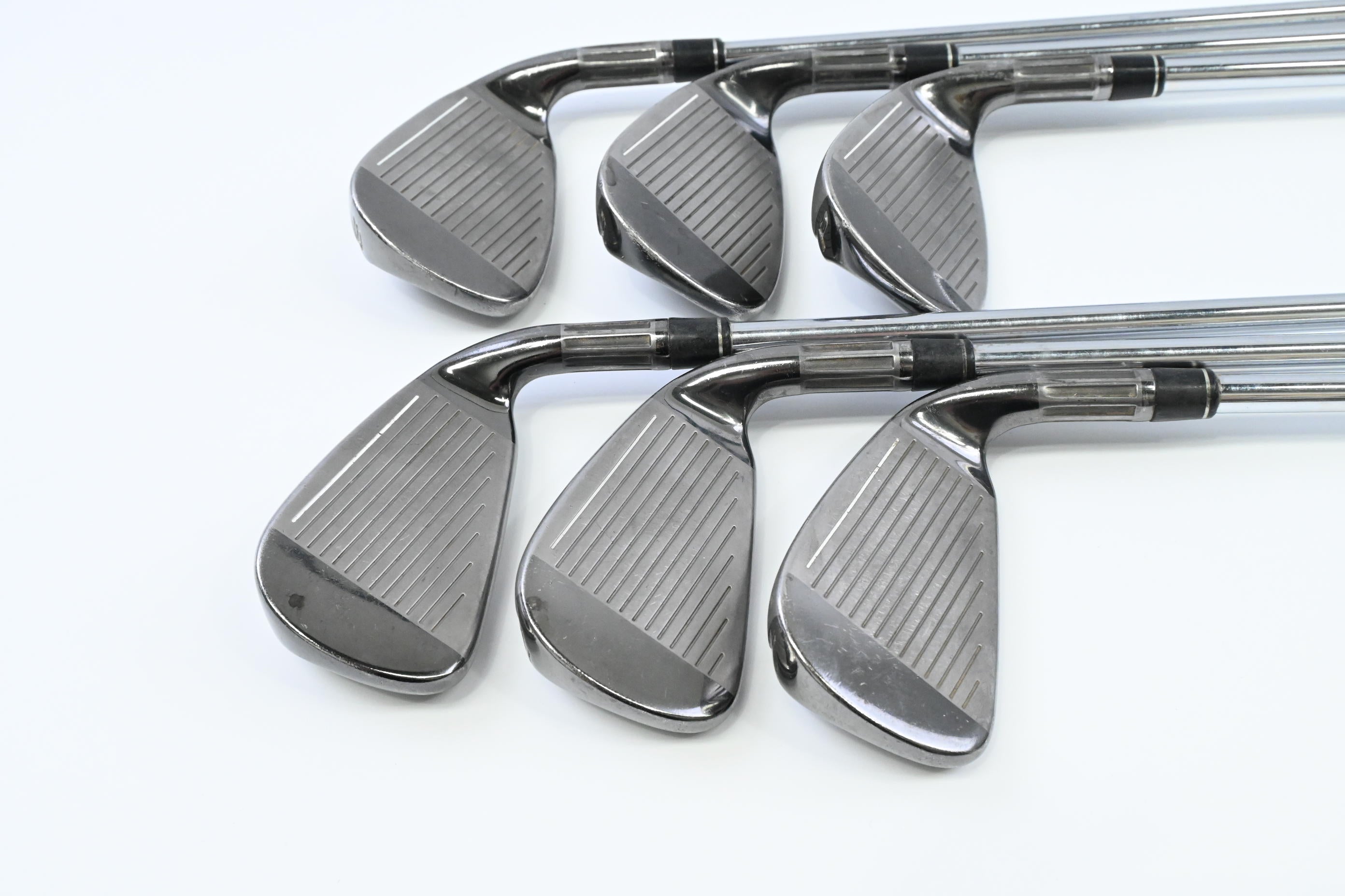 Left Hand Taylormade M2 2016 Irons / 5-PW / Regular Flex Reax Steel 88 Shafts