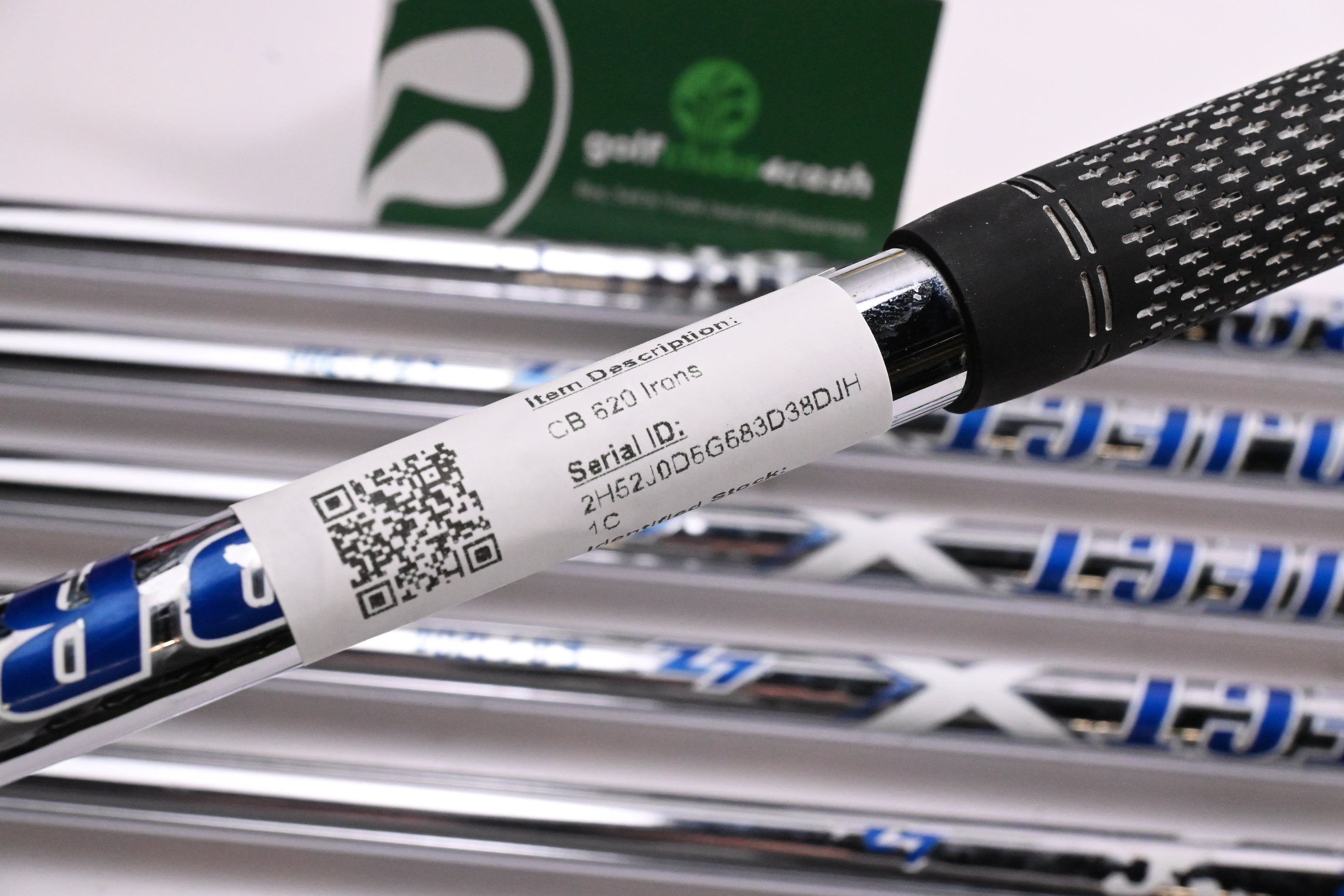 Titleist CB 620 Irons / 4-PW / Stiff Flex Project X LZ 120 Shafts