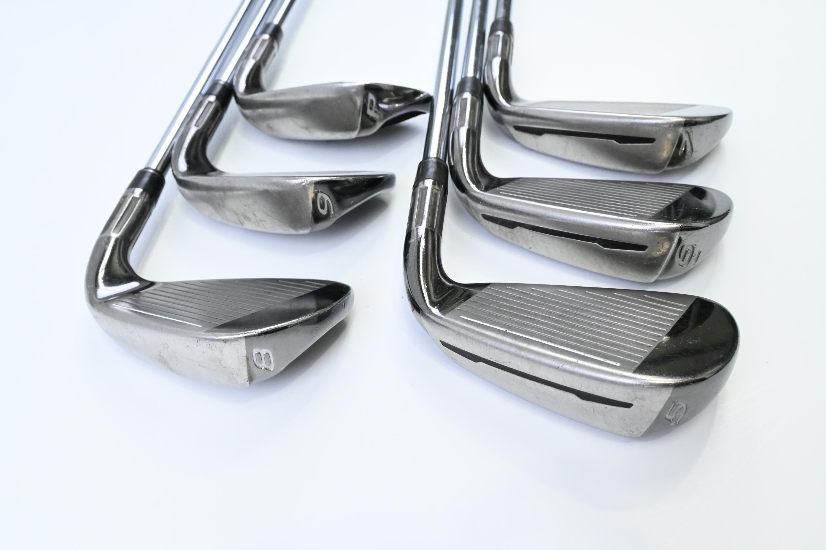 Left Hand Taylormade M2 2016 Irons / 5-PW / Regular Flex Reax Steel 88 Shafts