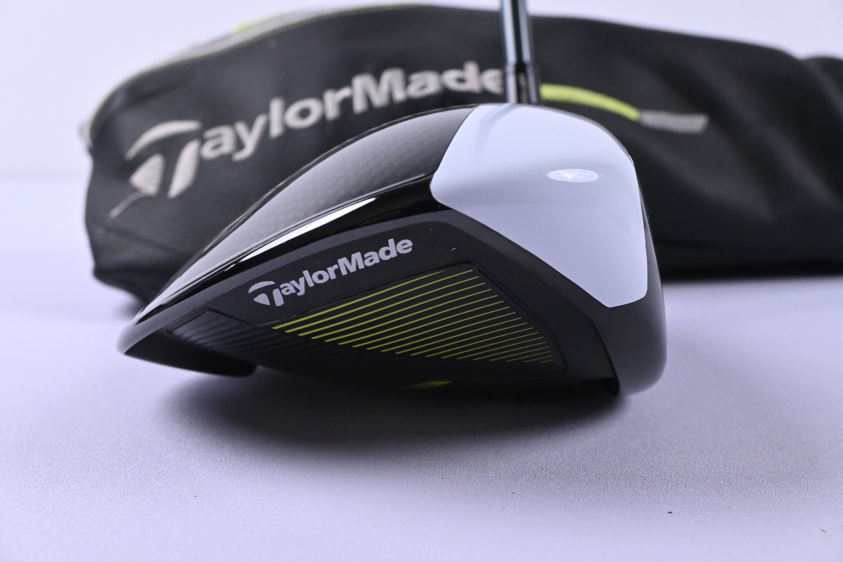 Taylormade M2 2017 Driver / 9.5 Degree / Regular Flex Fujikura XLR8 Pro 56 Shaft