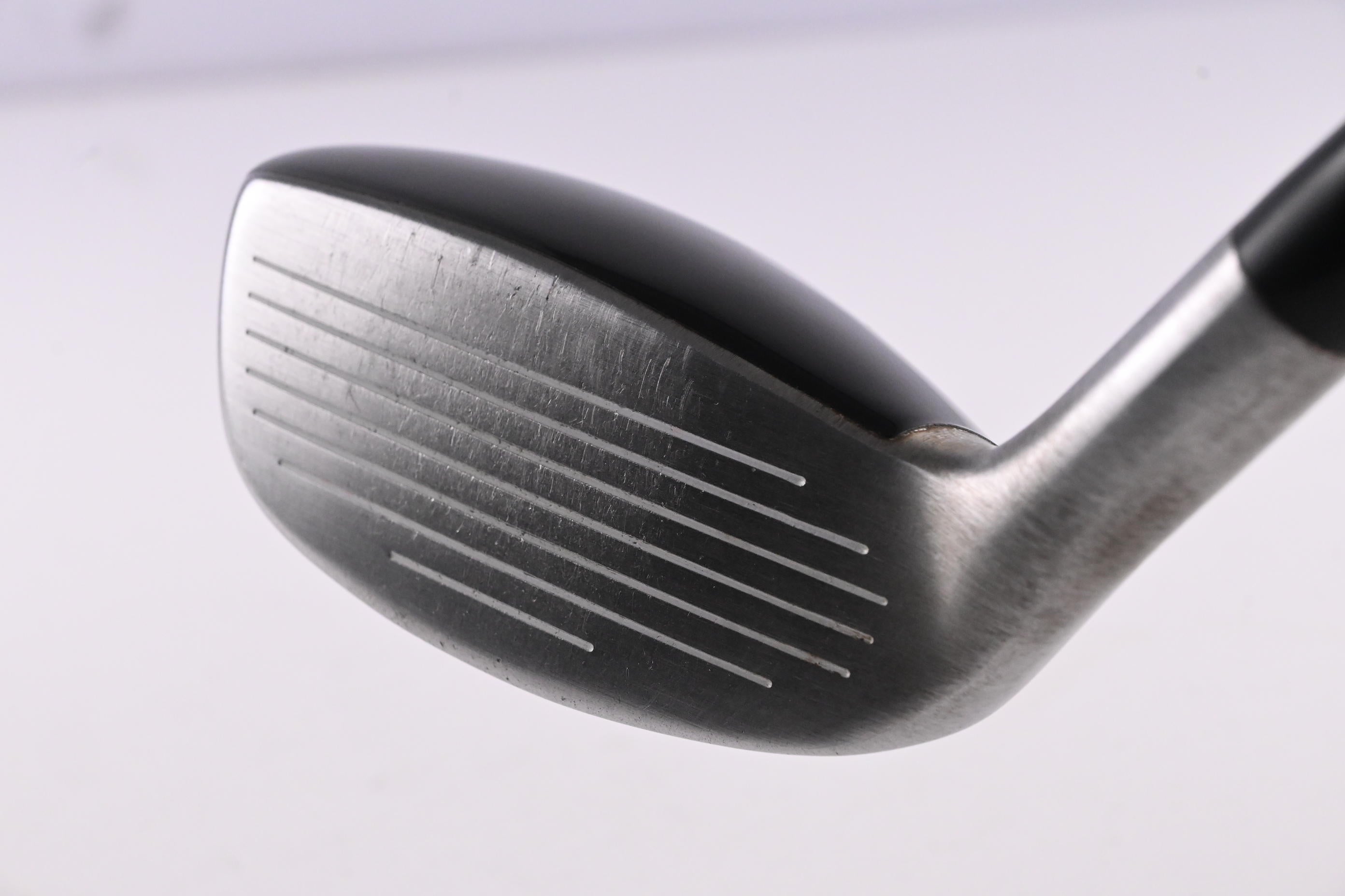 Titleist 585.H #3 Hybrid / 19 Degree / Stiff Flex Aldila NV 85 Shaft