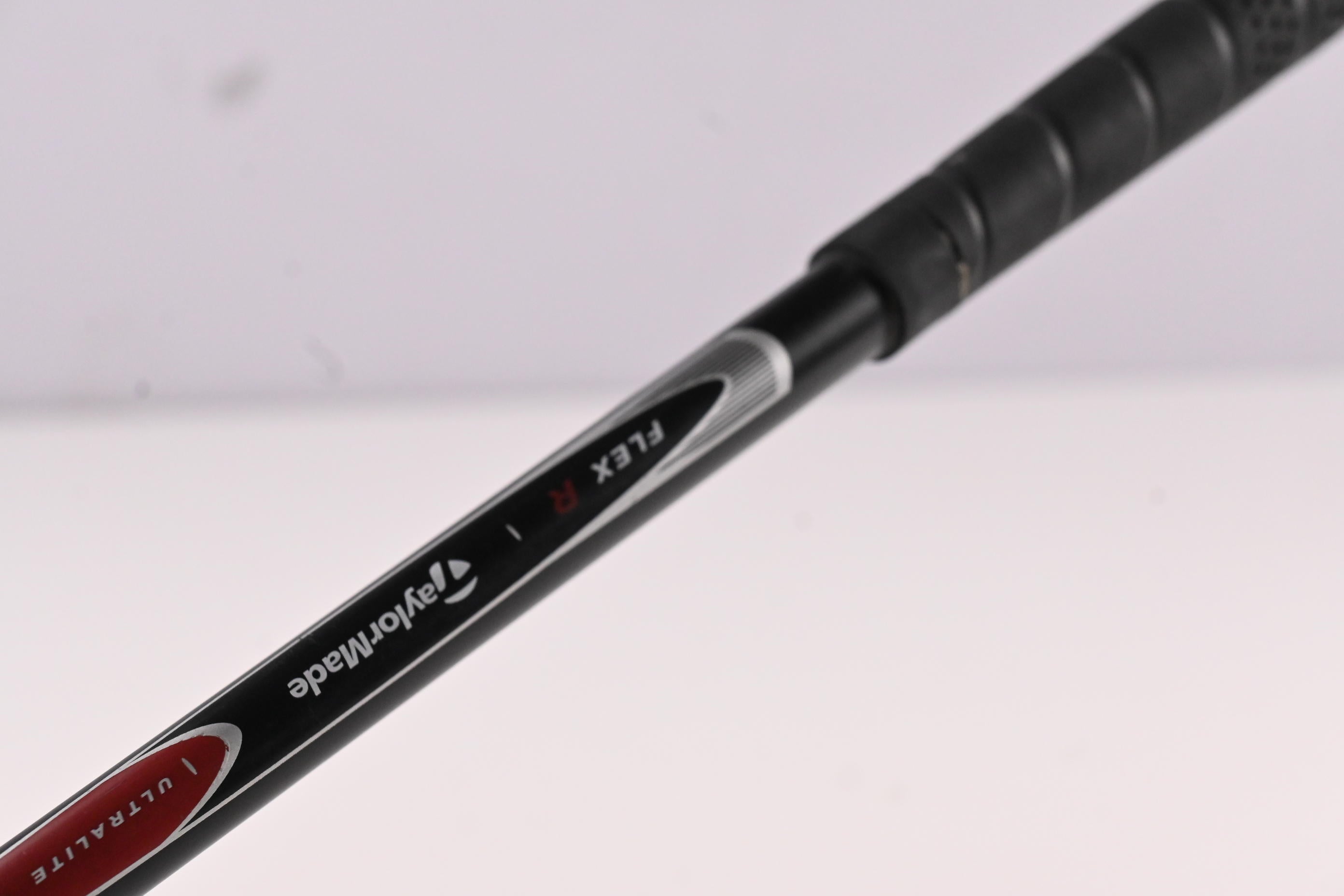 Taylormade Rescue Mid #3 Hybrid / 19 Degree / Regular Flex Taylormade Shaft