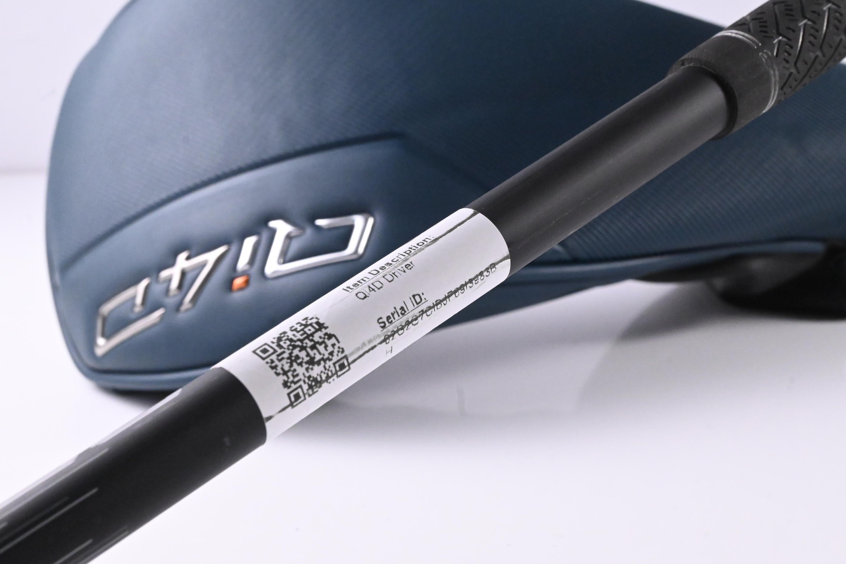 Taylormade Qi4D Driver / 10.5 Degree / Stiff Flex REAX Blue 50 Shaft