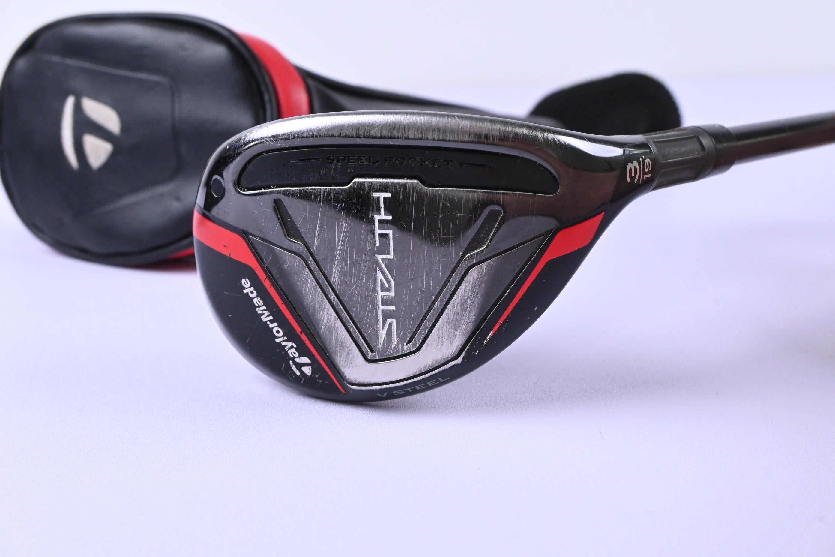 Taylormade Stealth #3 Hybrid / 19 Degree / Regular Flex Fujikura Ventus Red 6 Shaft