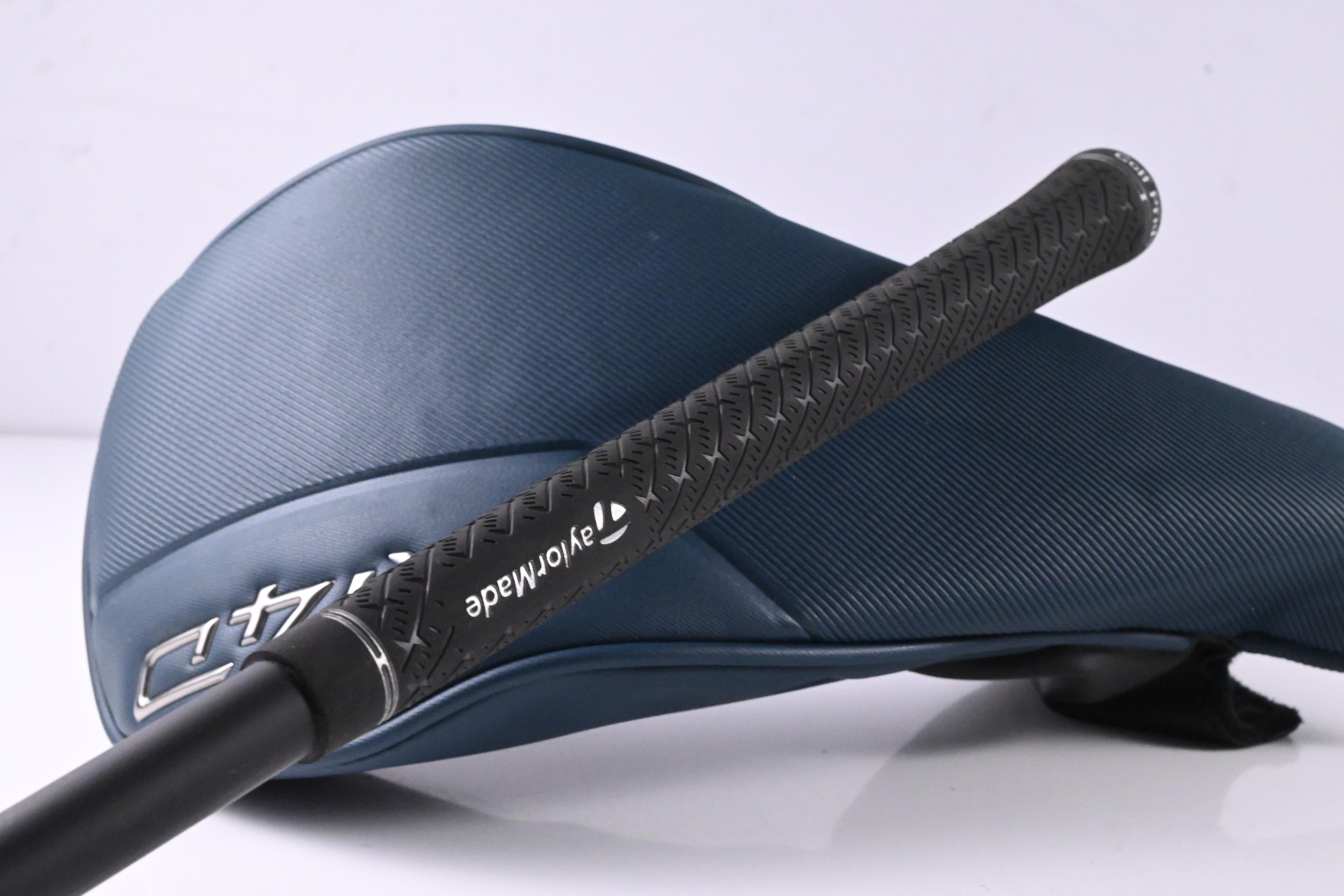Taylormade Qi4D Driver / 10.5 Degree / Stiff Flex REAX Blue 50 Shaft