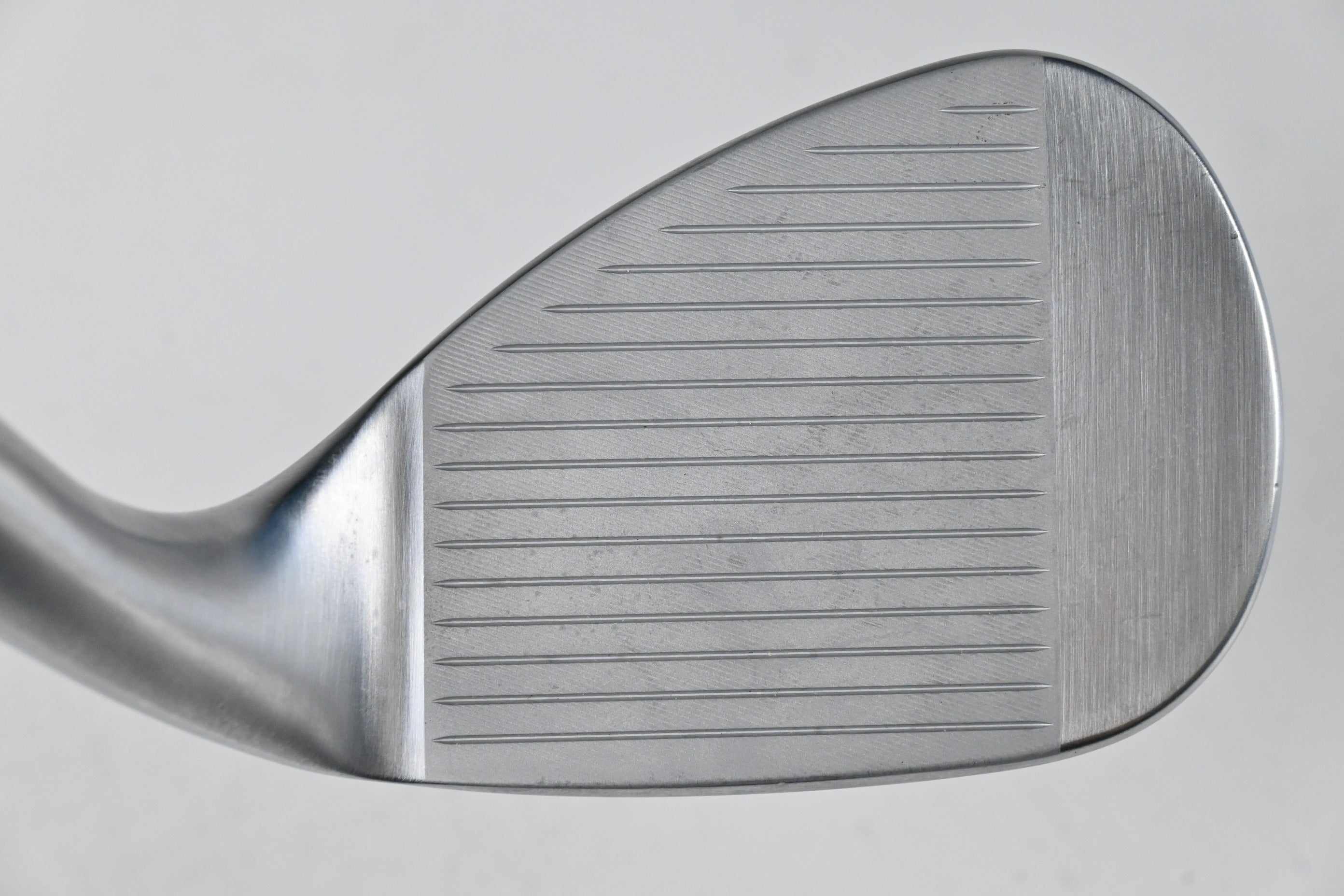 Left Hand Callaway Opus Platinum Sand Wedge / 56 Degree / Wedge Flex Dynamic Gold