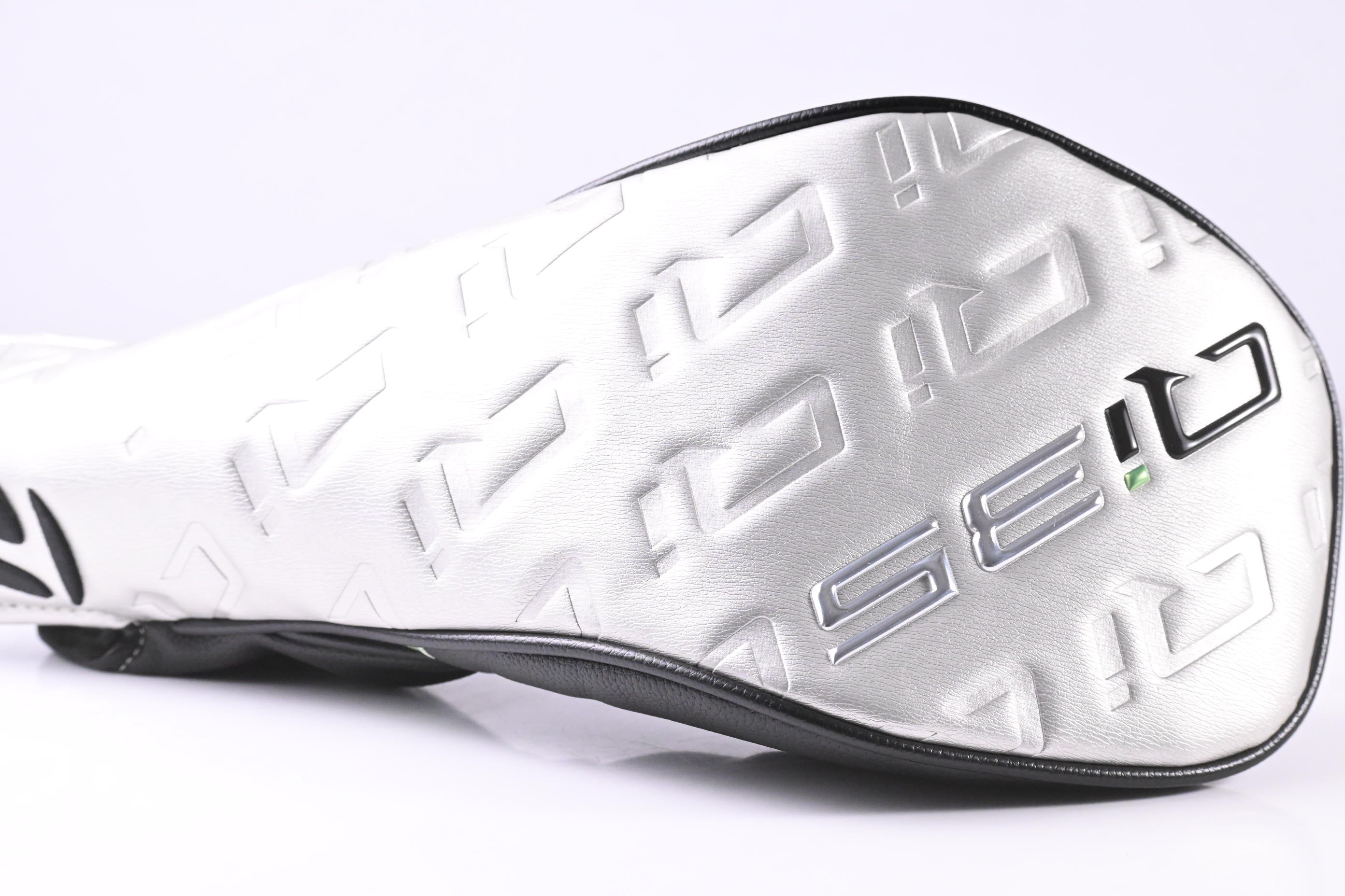Taylormade Qi35 Driver / 10.5 Degree / Stiff Flex Kai`li Dark Waves White 60