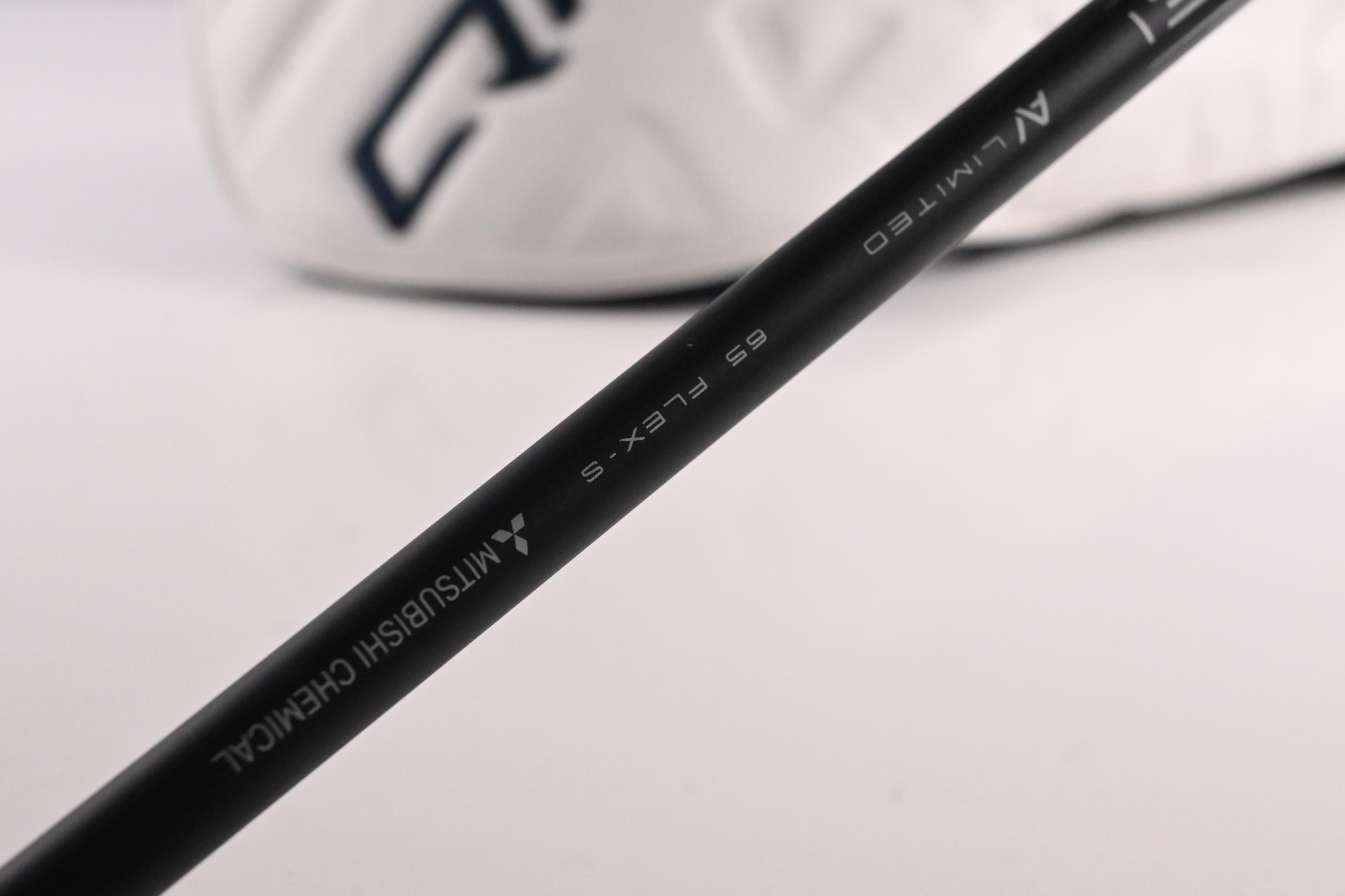 Taylormade Qi10 LS Driver / 10.5 Degree / Stiff Flex Tensei AV Limited White 65