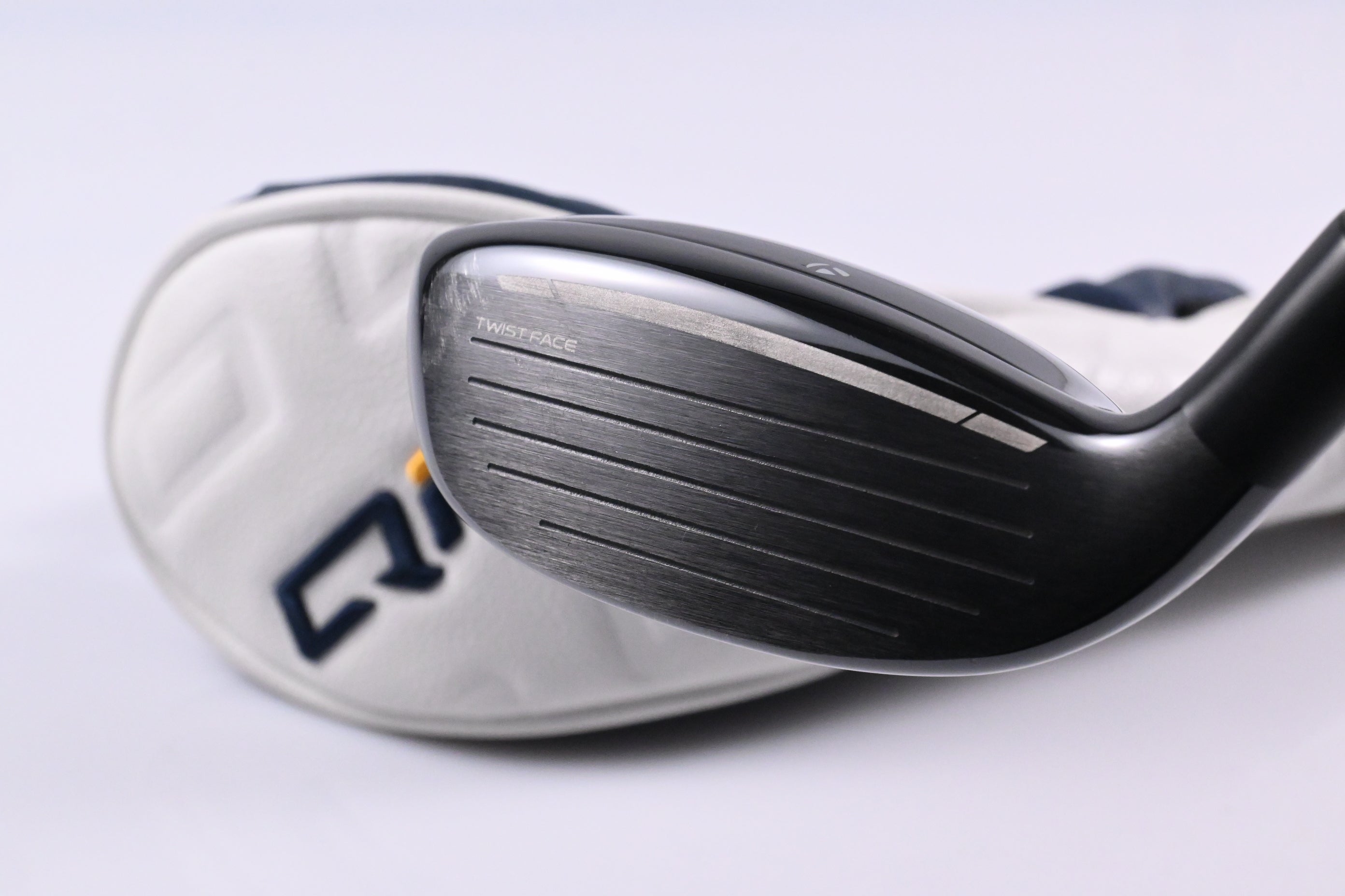 Taylormade Qi10 #3 Hybrid / 19 Degree / Senior Flex Fujikura Ventus TR Blue 5