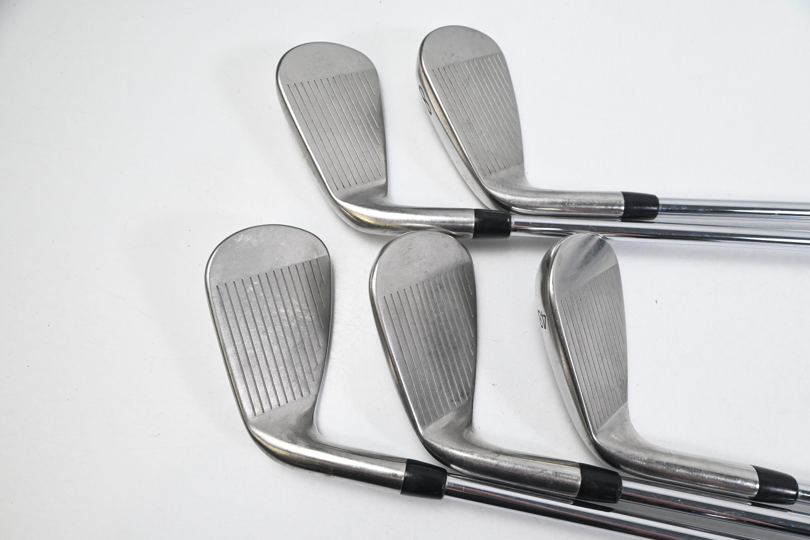Titleist 718 AP1 Irons / 7-PW+GW / Regular Flex AMT Black R300 Shafts