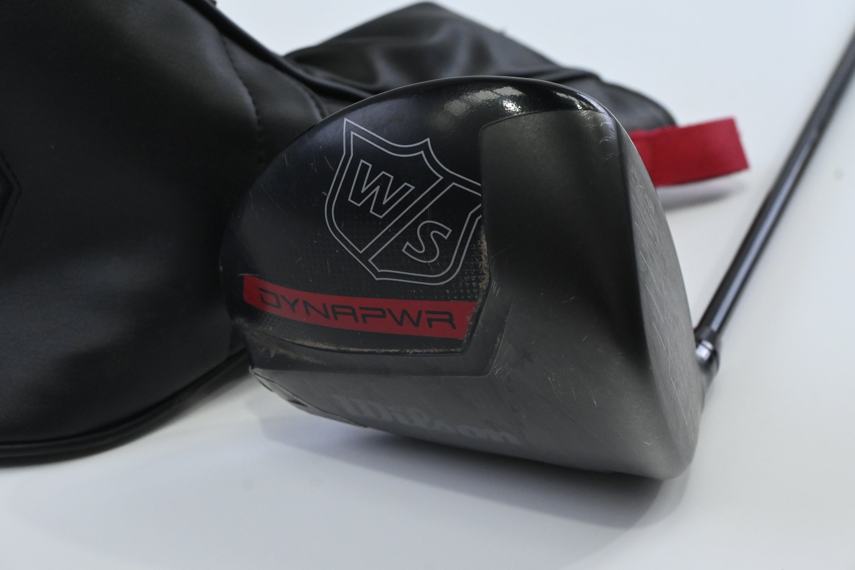 Wilson Dynapower Carbon 2023 Driver / 10.5 Degree / Regular Flex HZRDUS Smoke 50