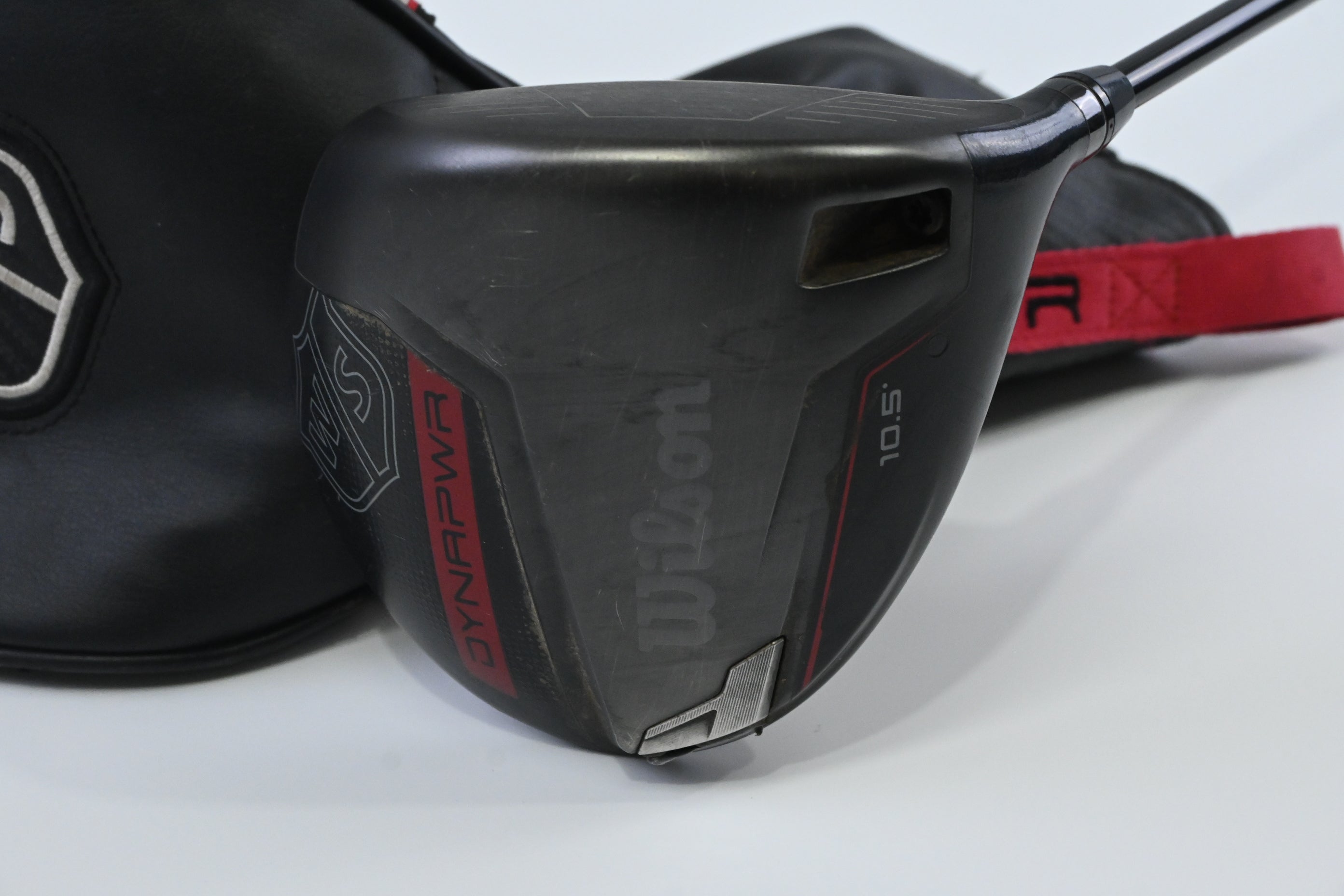 Wilson Dynapower Carbon 2023 Driver / 10.5 Degree / Regular Flex HZRDUS Smoke 50