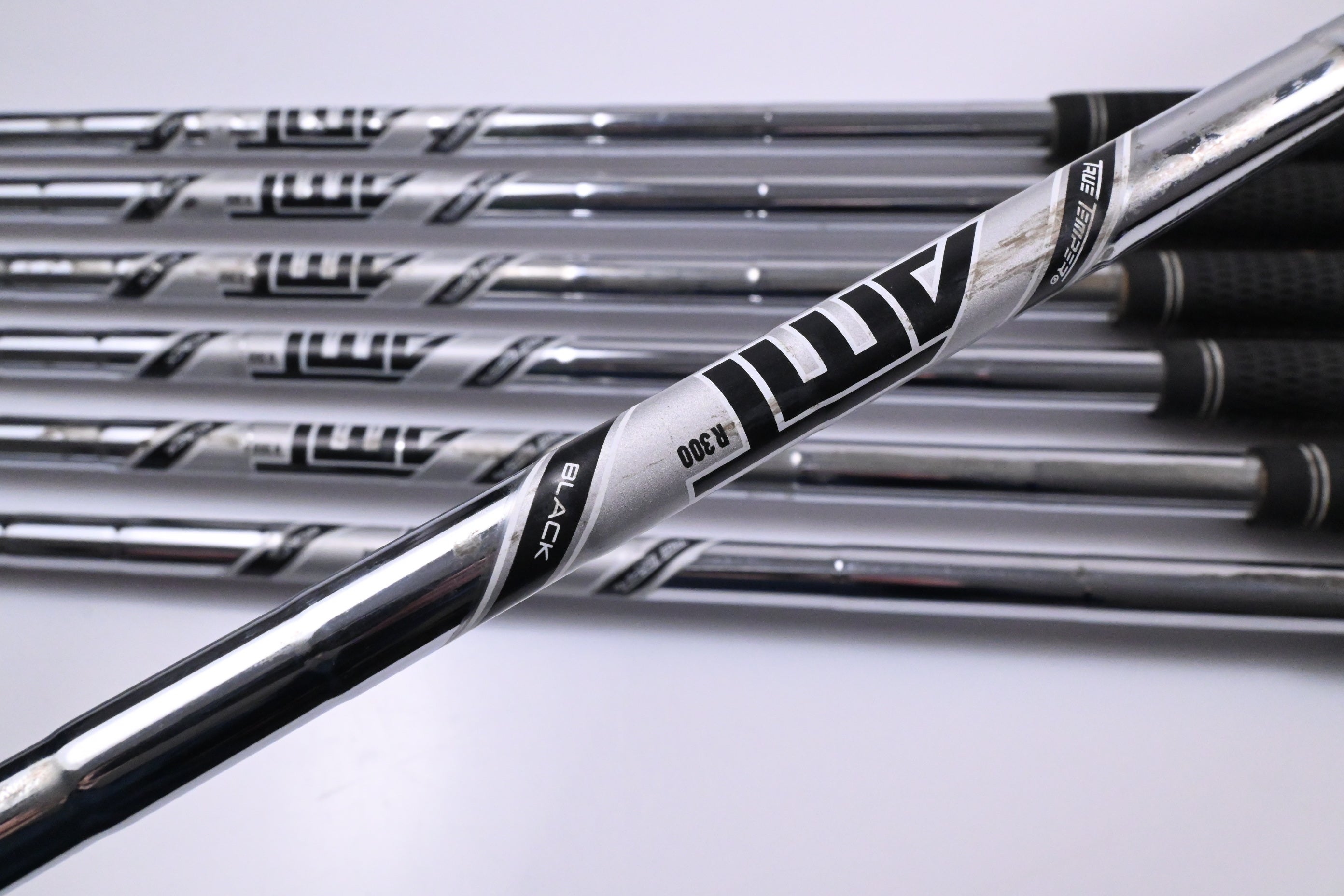 Titleist T300 2021 Irons / 5-PW+48° / Regular Flex AMT Black R300 Shafts