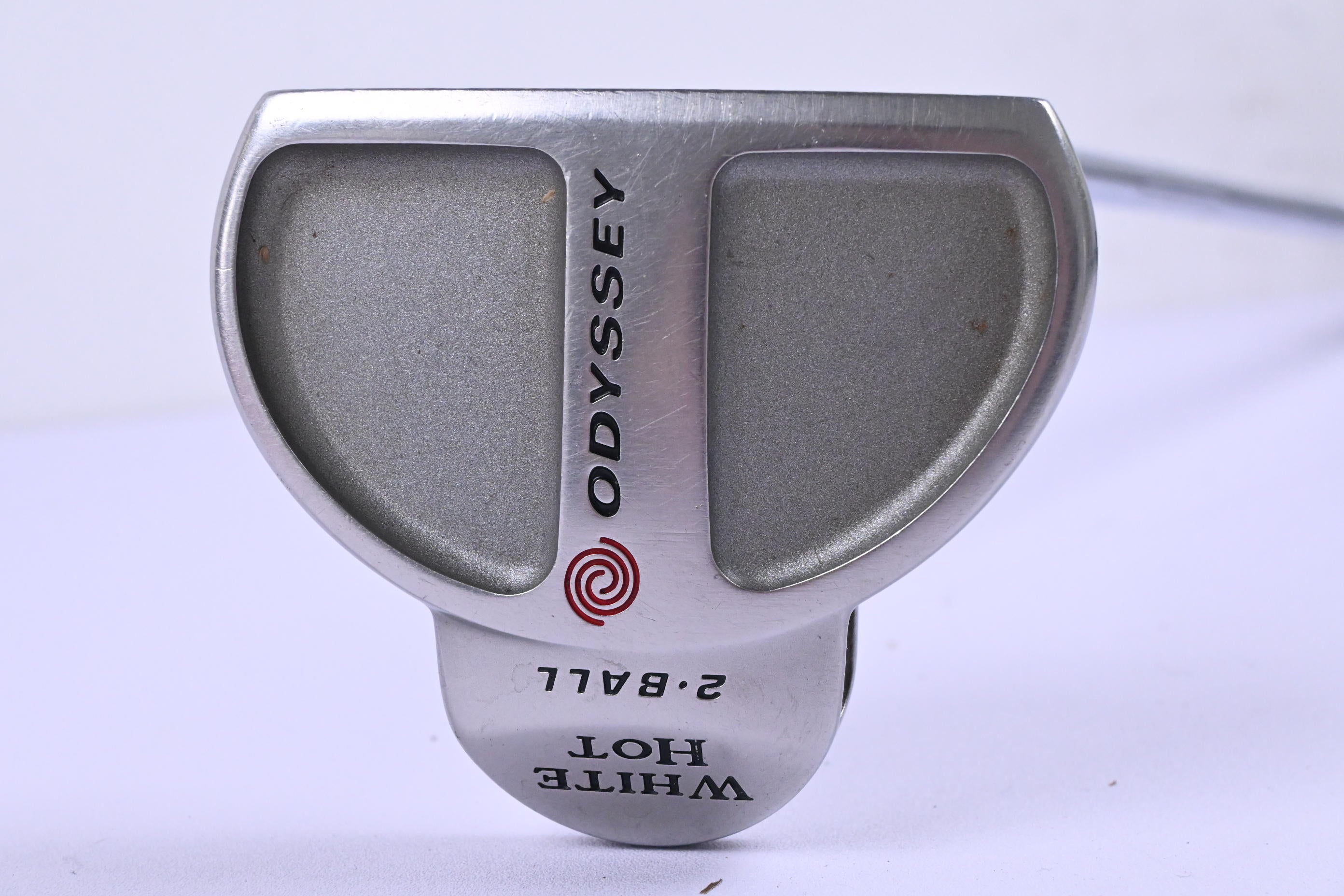 Odyssey White Hot 2-Ball Putter / 32 Inch