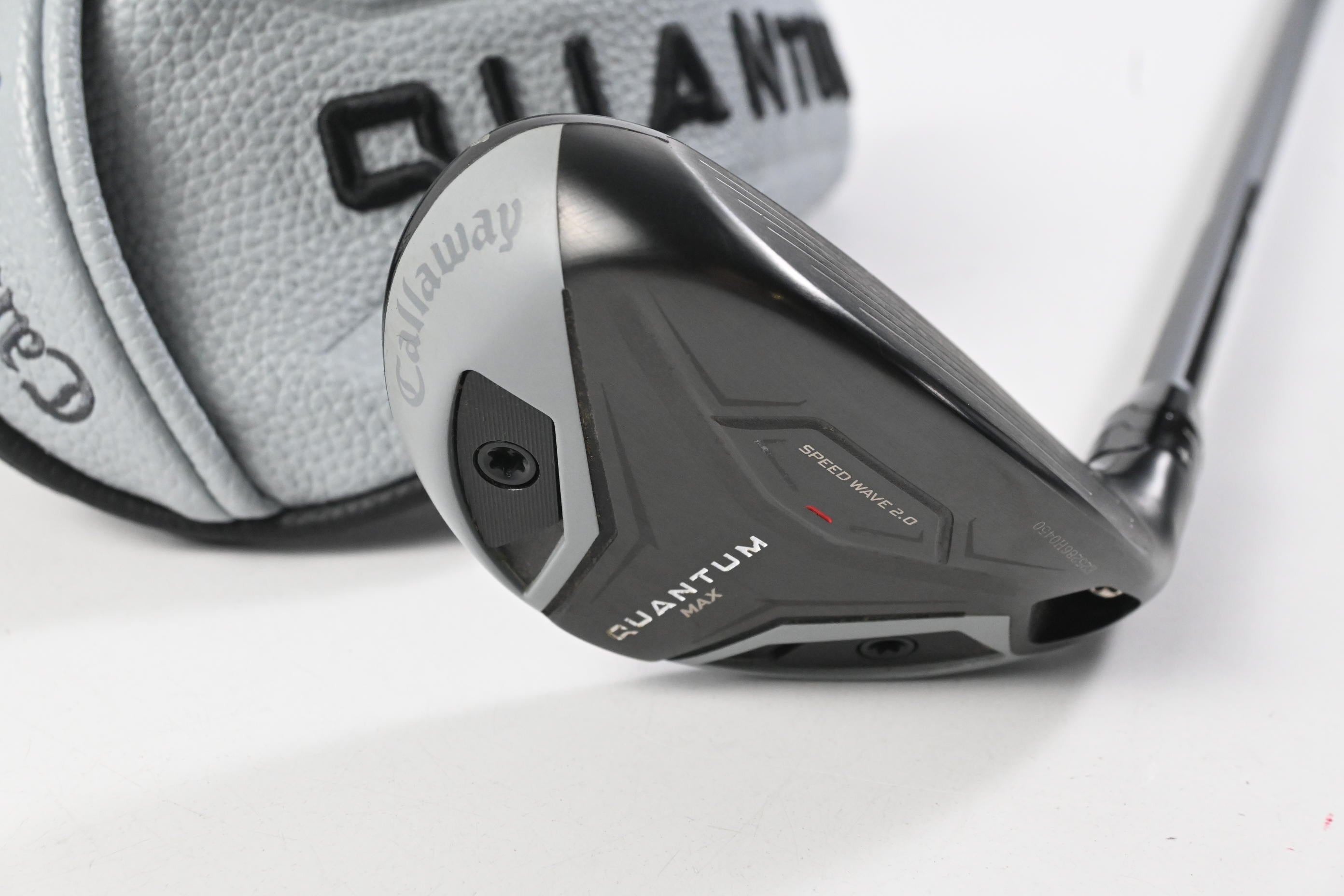 Callaway Quantum Max #4 Hybrid / 21 Degree / Regular Flex Denali Frost Silver 60