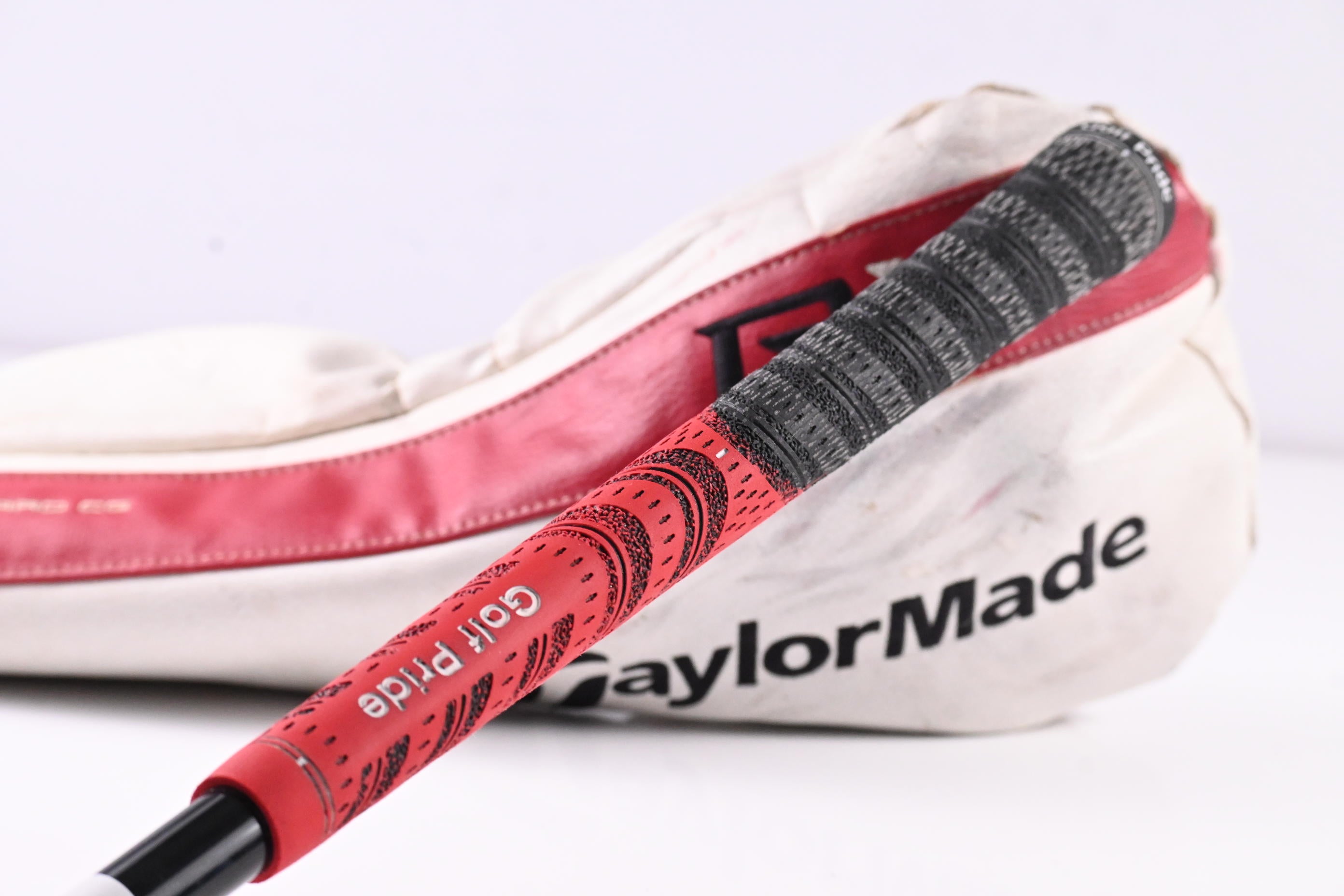 Left Hand Taylormade R15 Driver / 12 Degree / Stiff Flex Fujikura Ventus Red 5