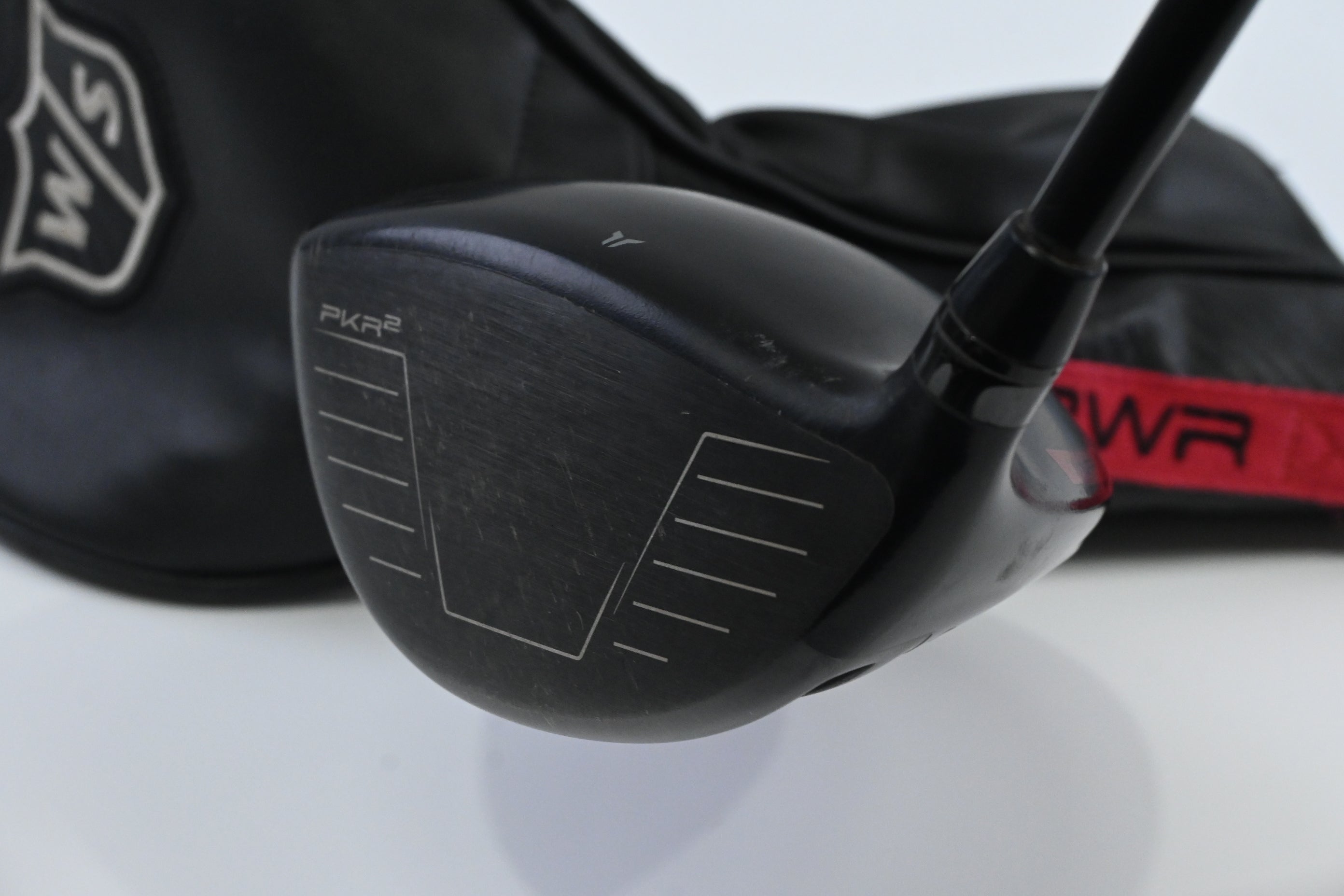 Wilson Dynapower Carbon 2023 Driver / 10.5 Degree / Regular Flex HZRDUS Smoke 50
