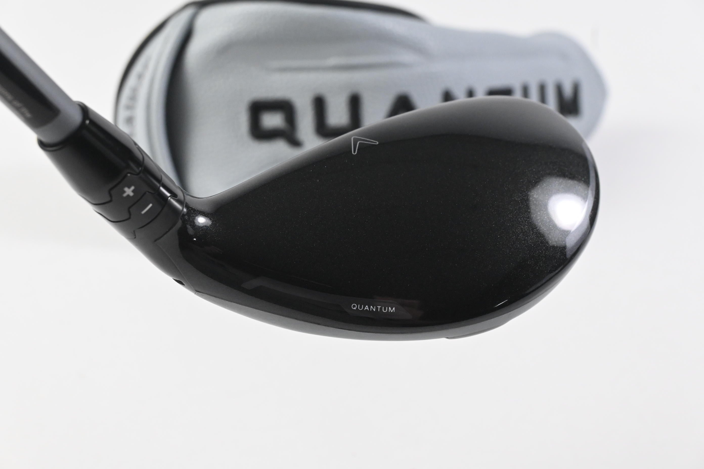 Callaway Quantum Max #4 Hybrid / 21 Degree / Regular Flex Denali Frost Silver 60