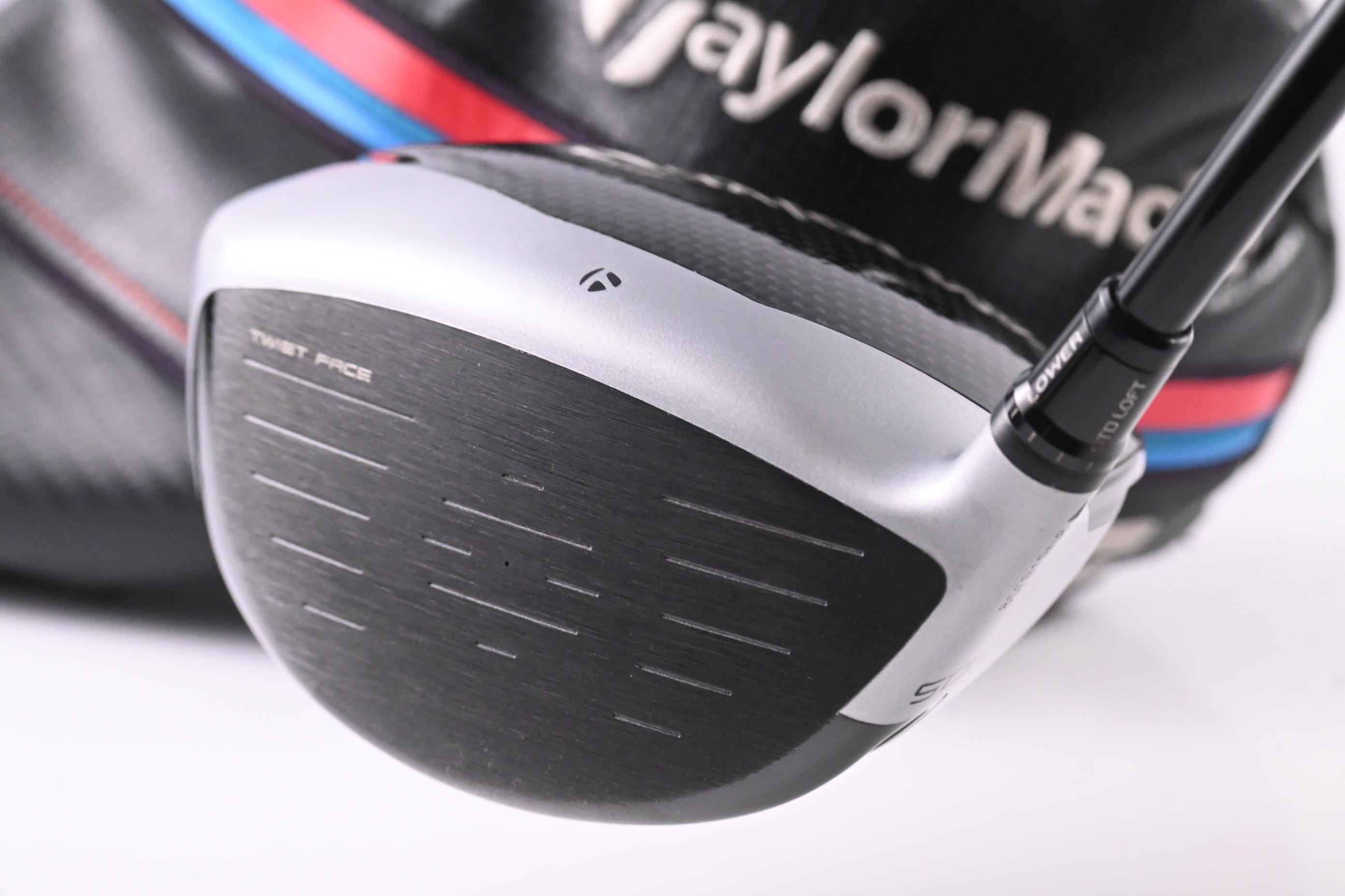 Taylormade M4 Driver / 10.5 Degree / Regular Flex Fujikura Atmos Red 5 Shaft