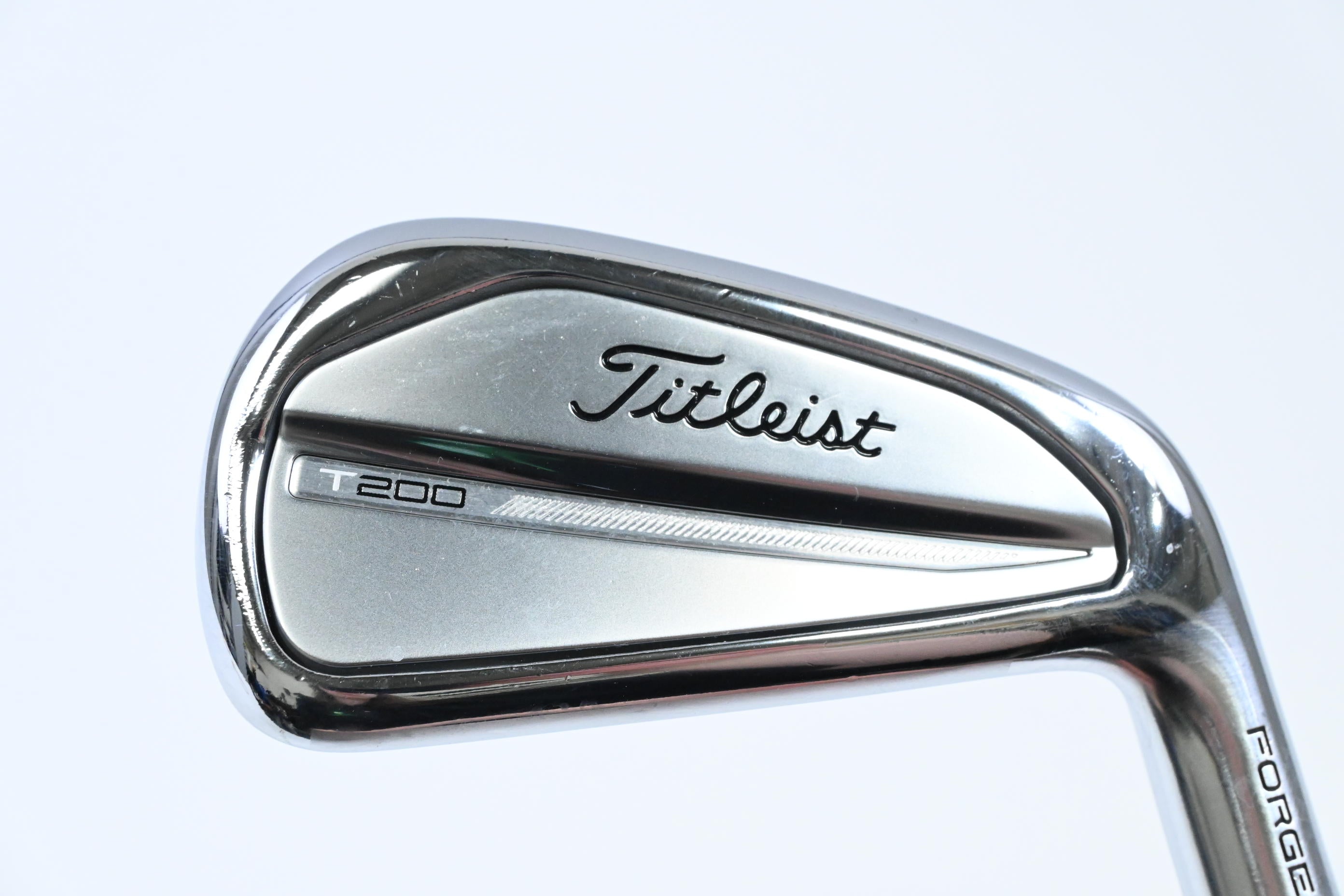 Titleist T200 2023 #6 Iron / Regular Flex Tensei AV Red AM 2 Shaft