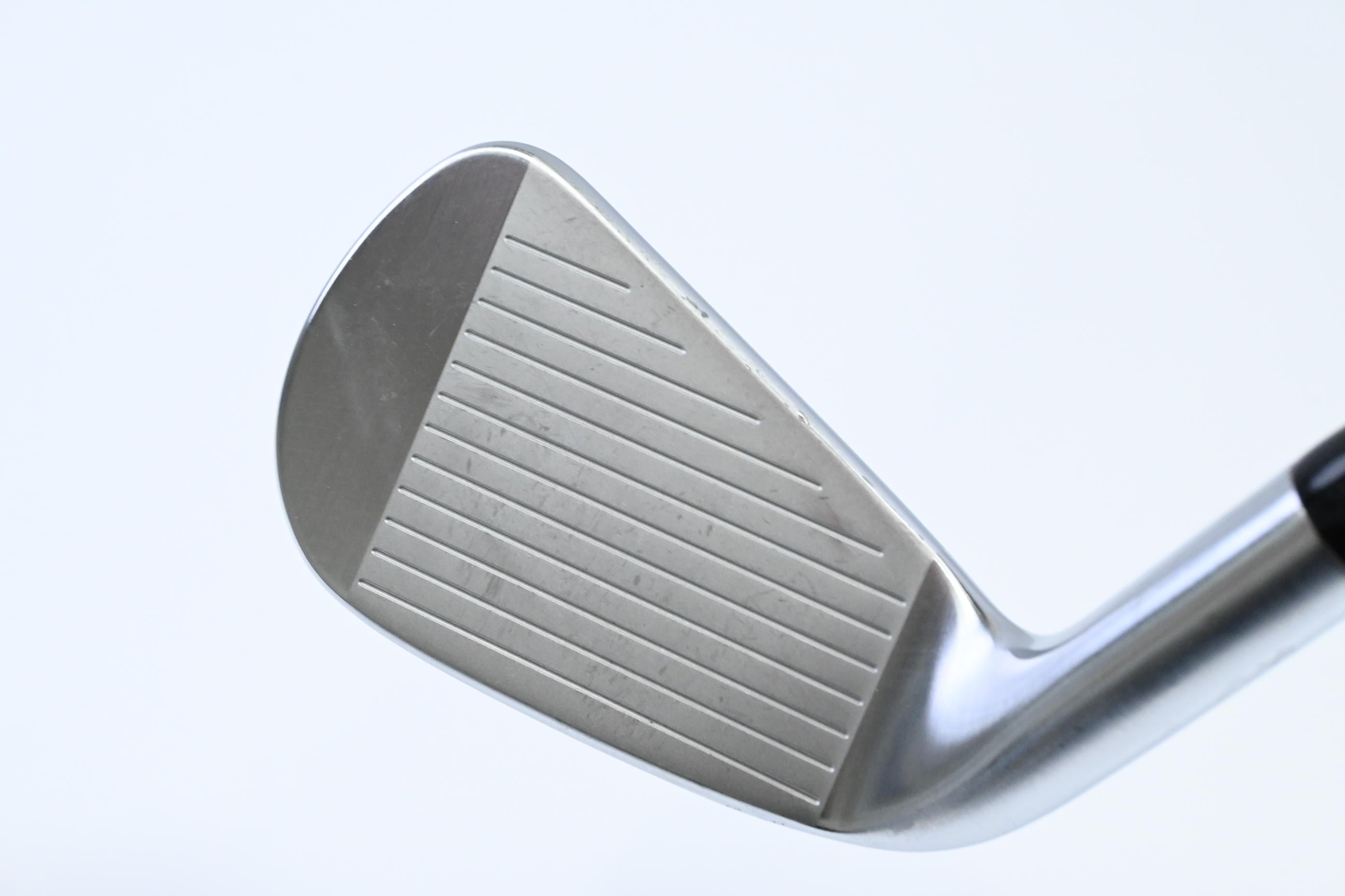 Titleist T200 2023 #6 Iron / Regular Flex Tensei AV Red AM 2 Shaft
