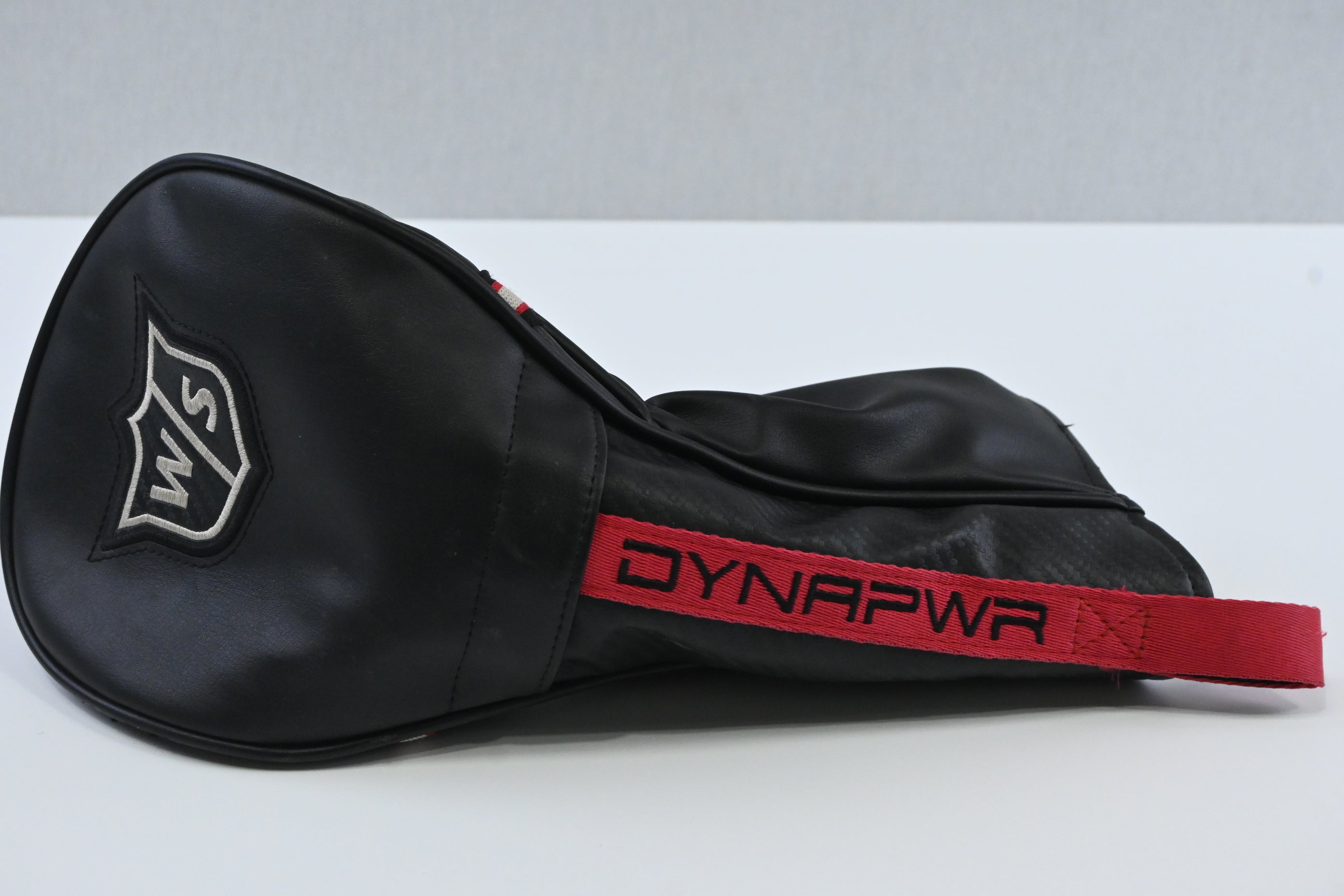 Wilson Dynapower Carbon 2023 Driver / 10.5 Degree / Regular Flex HZRDUS Smoke 50