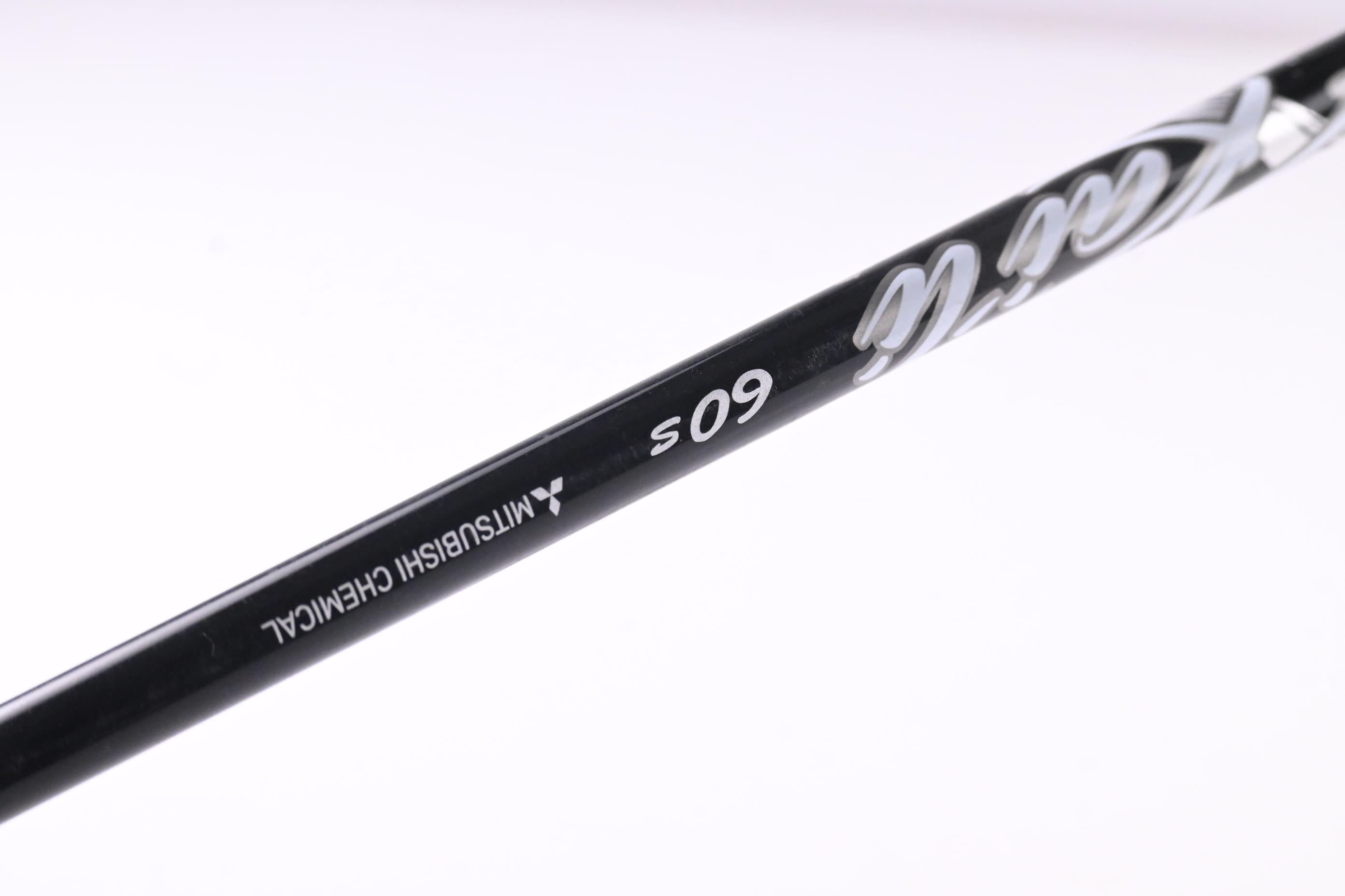 Taylormade M1 2016 Driver / 10.5 Degree / Stiff Flex Kai`li White 60 Shaft
