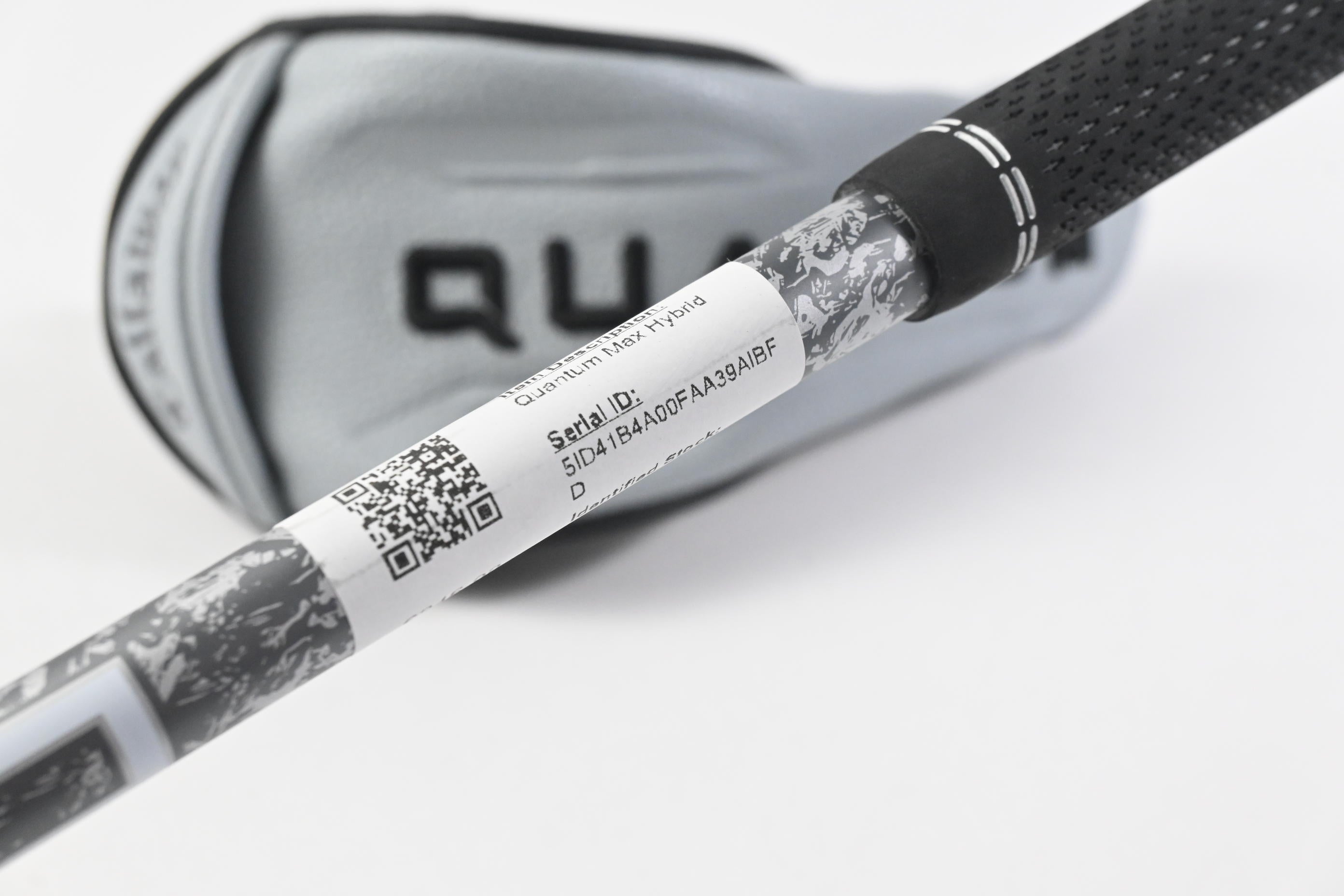 Callaway Quantum Max #4 Hybrid / 21 Degree / Regular Flex Denali Frost Silver 60