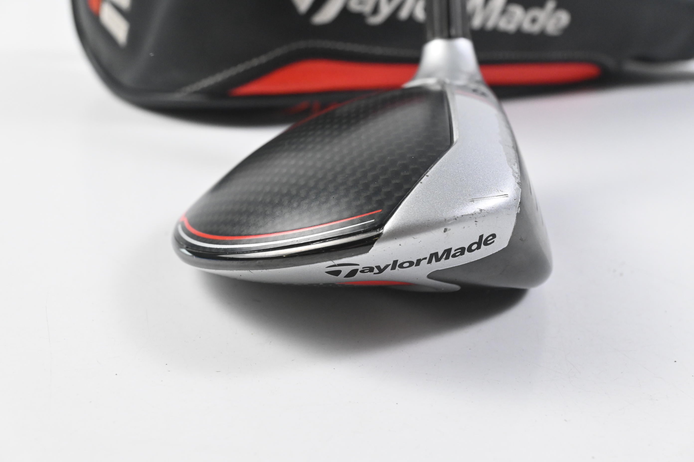 Taylormade M6 #5 Wood / 18 Degree / Regular Flex Fujikura Atmos Red 5 Shaft