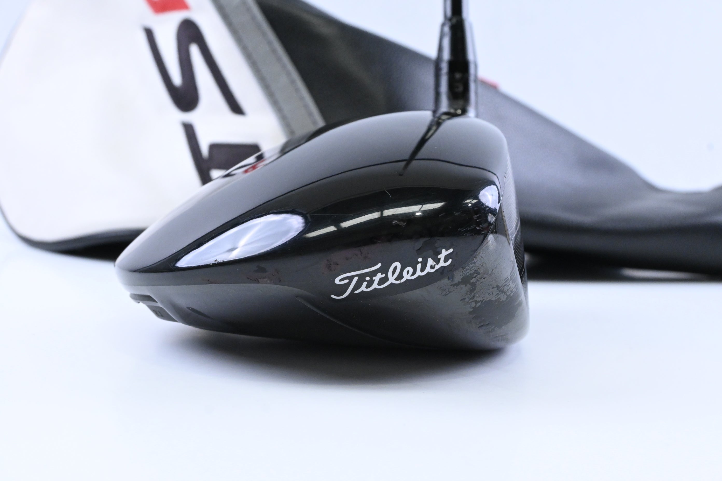 Titleist TSR3 Driver / 9 Degree / Stiff Flex HZRDUS Gen4 Black 60 Shaft