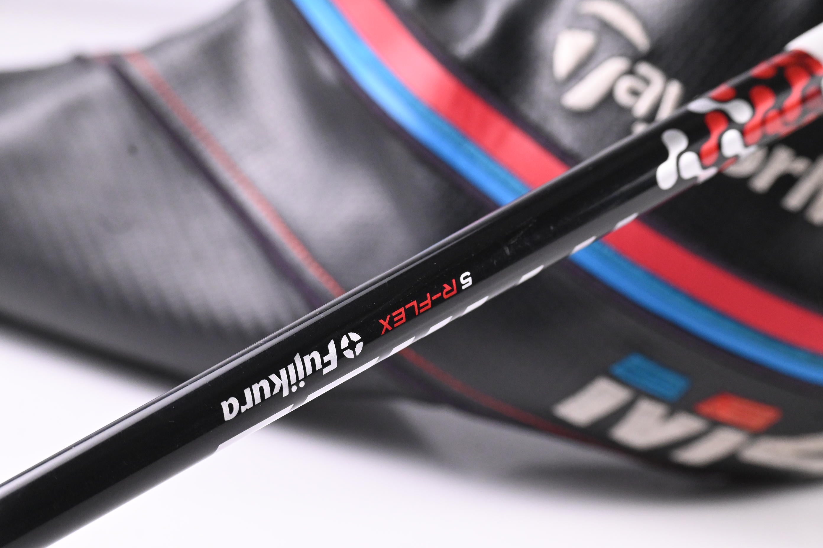 Taylormade M4 Driver / 10.5 Degree / Regular Flex Fujikura Atmos Red 5 Shaft